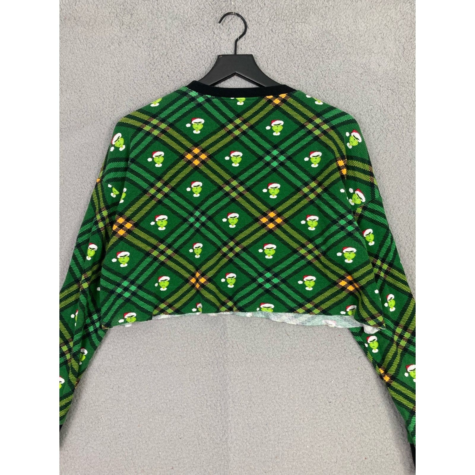 Forever 21 Grinch Women's S Forever 21 Cropped Pajama Shirt Green Size S / US 4 / IT 40 - 12 Thumbnail