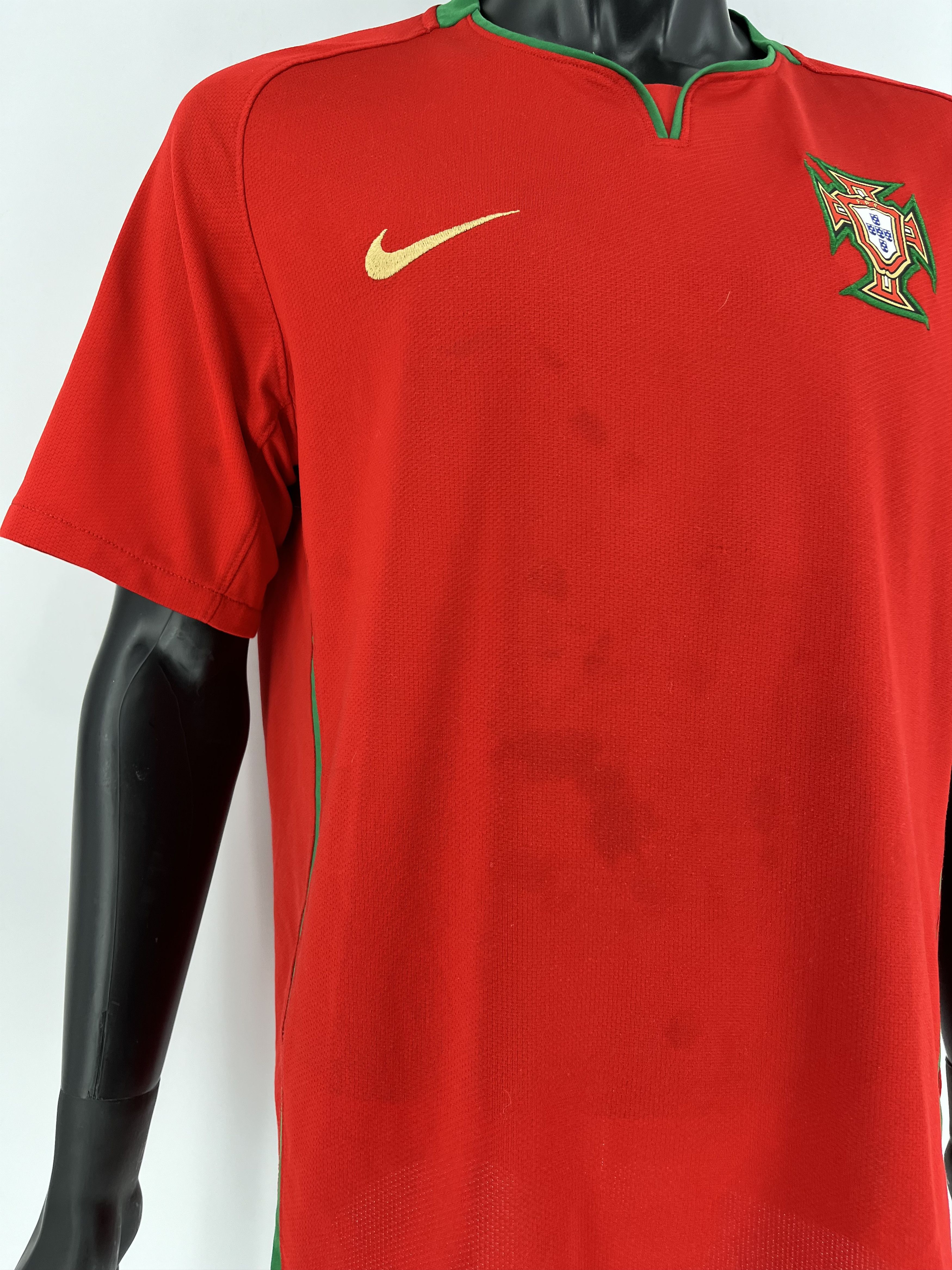 Other Vintage Nike Y2K Portugal Home jersey Shirt 00S Size US L / EU 52-54 / 3 - 8 Thumbnail