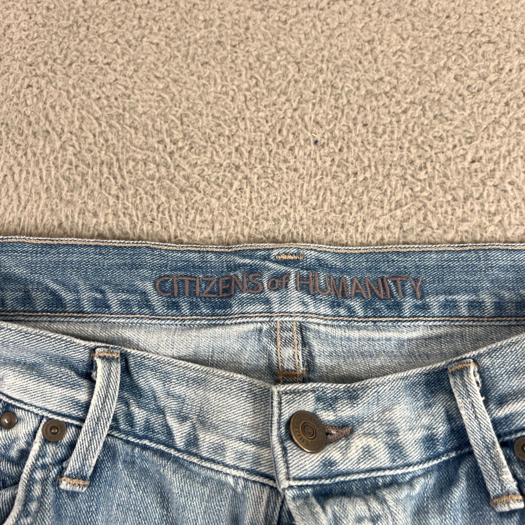 Citizens Of Humanity CITIZENS OF HUMANITY Blue Light Wash Distressed Cropped Boyfriend Jeans 35x27 Womens Size 24" / US 00 / IT 34 - 3 Thumbnail