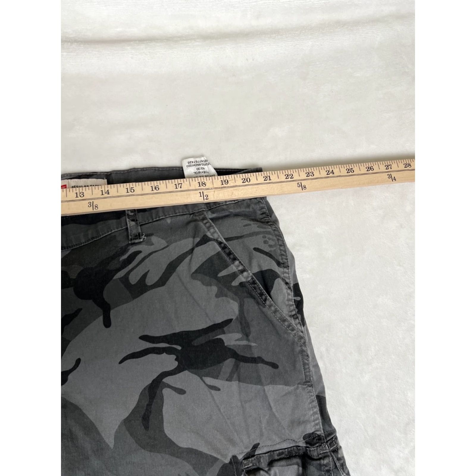 Wrangler Wrangler Cargo Pants Mens 42x30 Gray Camouflage Regular Tapered Stretch Utility Casual Pants Size US 42 / EU 58 - 5 Thumbnail