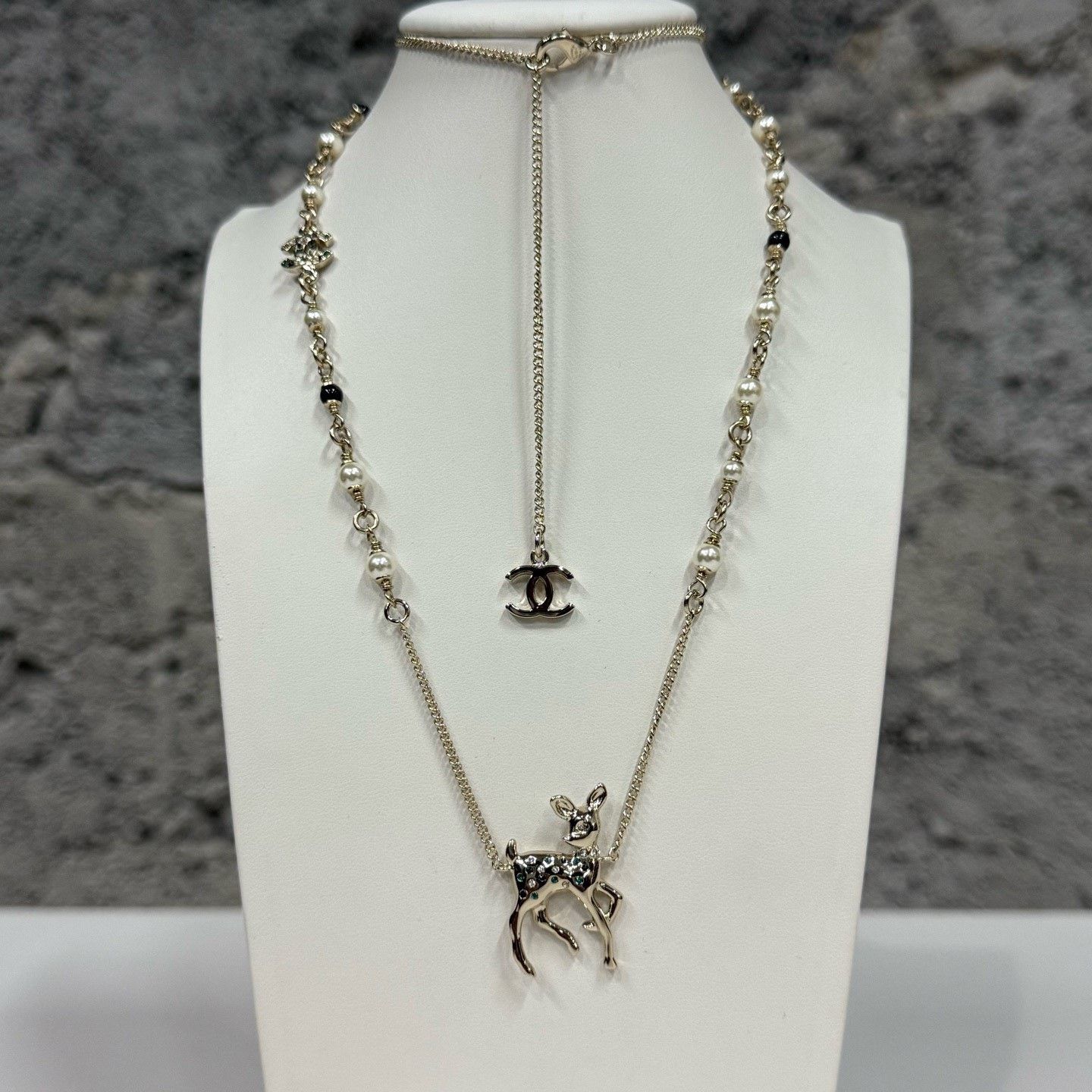 Chanel Chanel Deer Necklace Size ONE SIZE - 1 Thumbnail