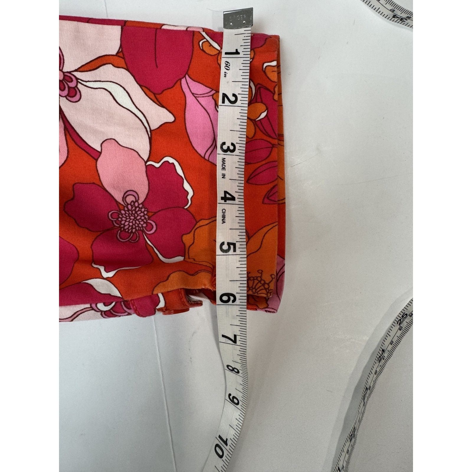 Talbots Talbots Perfect Crop Pants Tossed Flower Orange Pink 8P Size 30" / US 8 / IT 44 - 6 Thumbnail