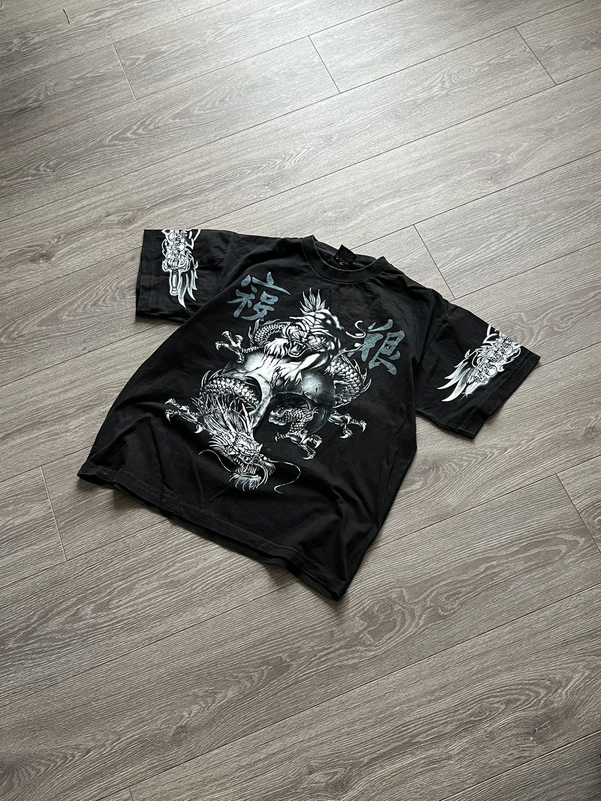 Japanese Brand × Vintage Vintage 💥 Dragon Japanese T-Shirt Tee yin yang Japan Size US L / EU 52-54 / 3 - 2 Thumbnail