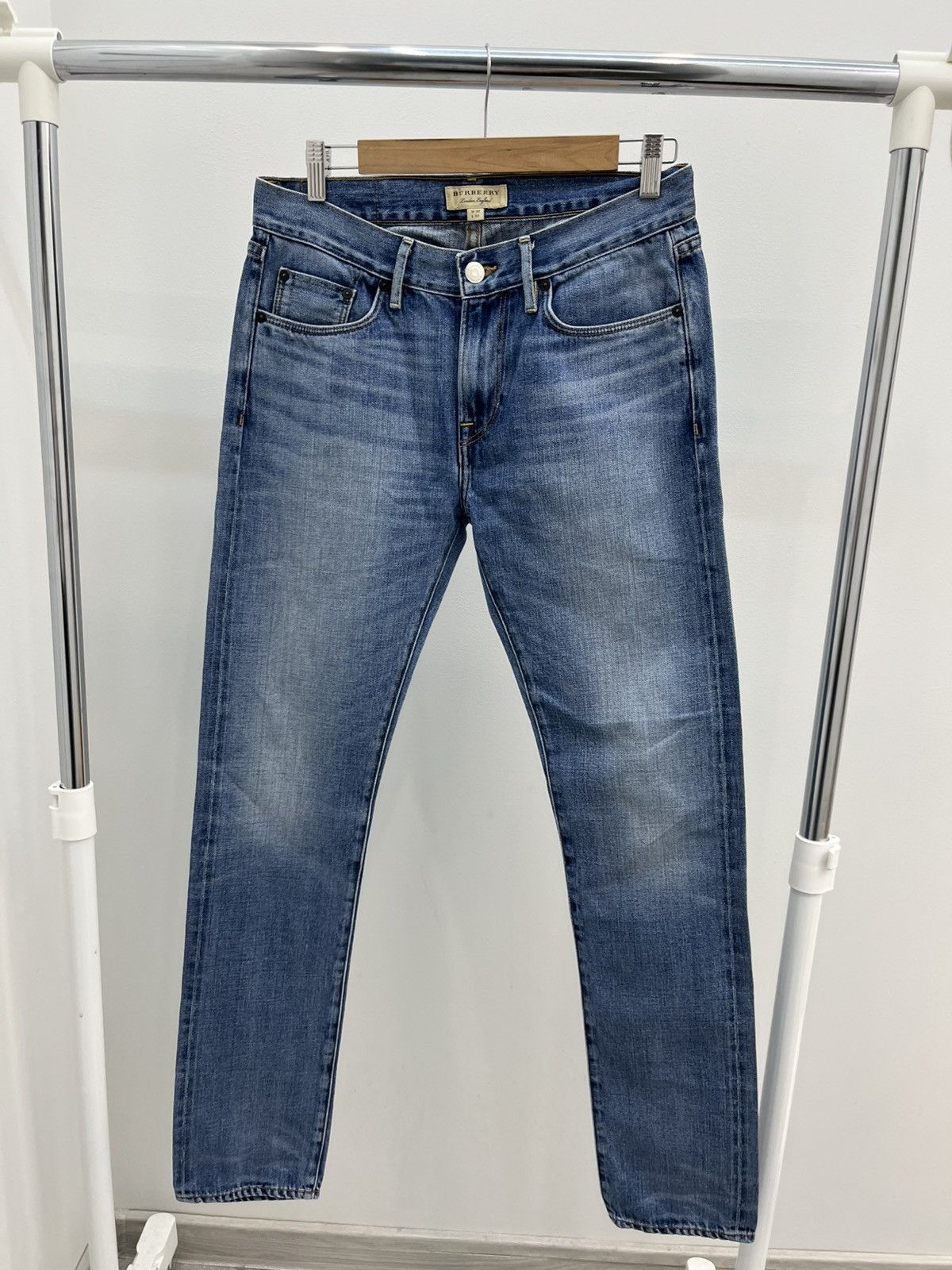 Burberry Burberry London Denim Selvedge Jeans Size US 30 / EU 46 - 1 Thumbnail