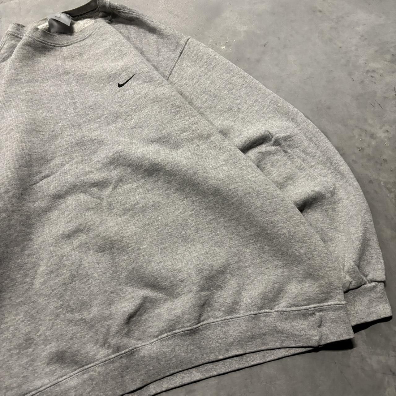 Nike × Vintage Crazy Vintage 90s Grey Nike Swoosh Streetwear Essential Crewneck! Size US L / EU 52-54 / 3 - 4 Thumbnail