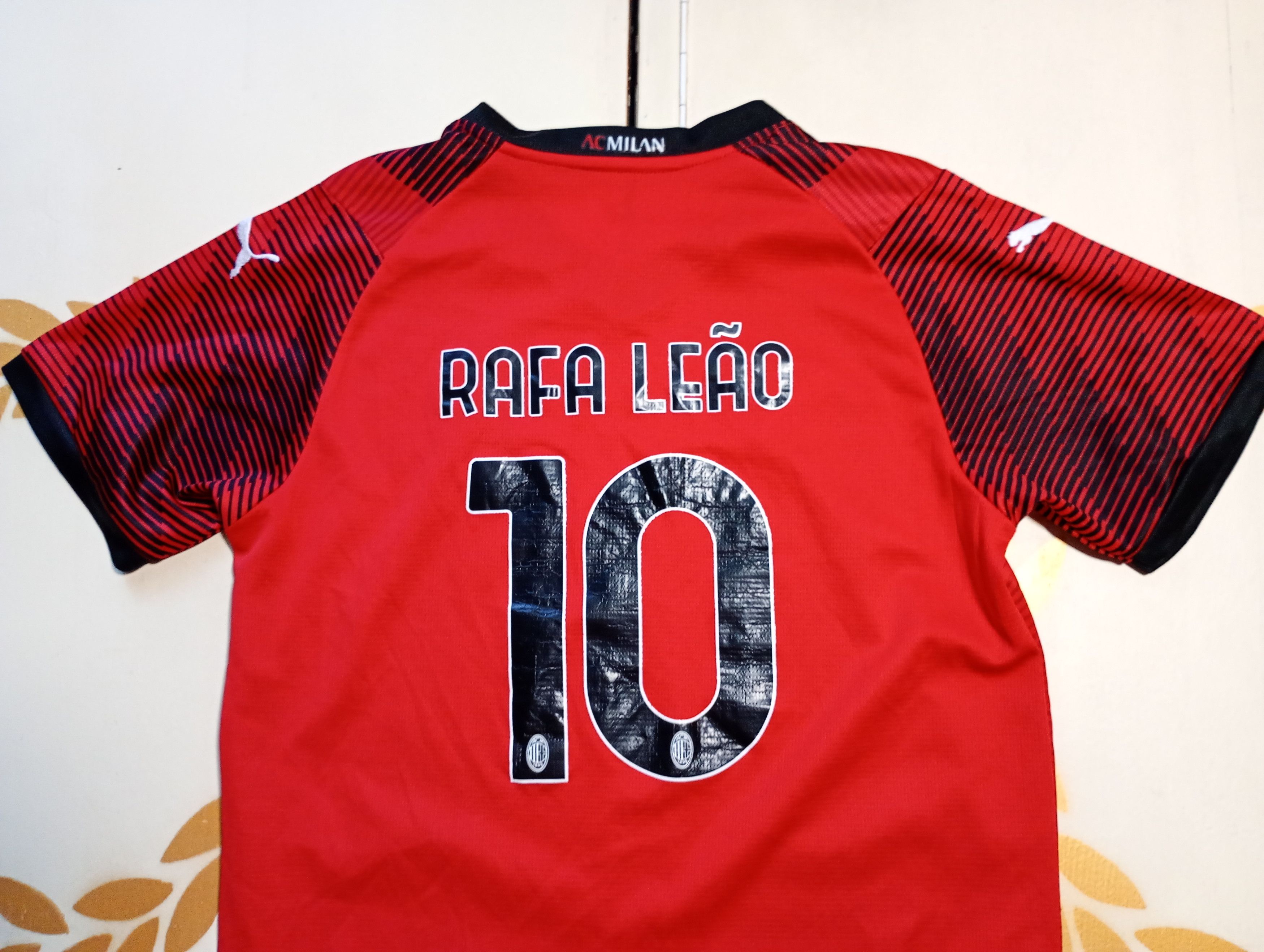 Puma Puma AC Milan Home Jersey #10 Rafa Leao 2023-2024 size 28 Size US S / EU 44-46 / 1 - 12 Thumbnail