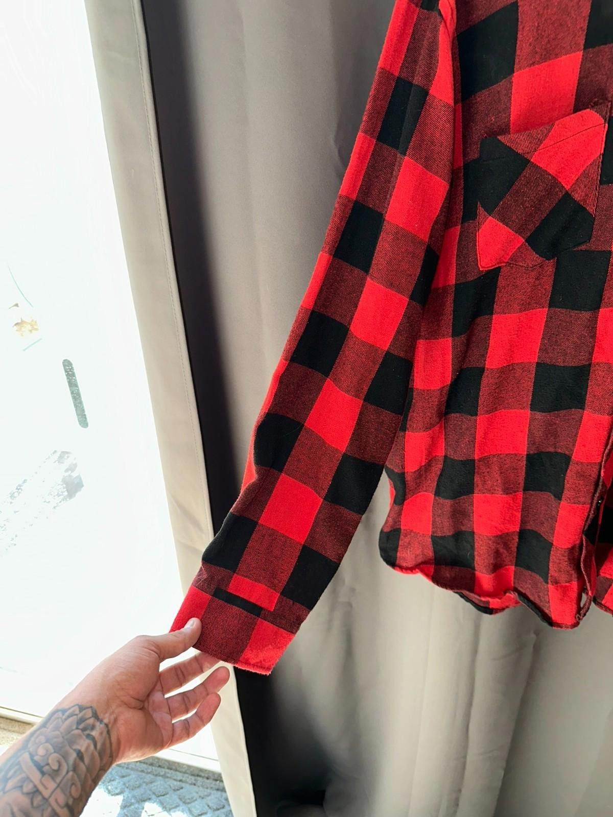 Rocawear Rocawear Flannel Hoodie XL Red Black Plaid Size US XL / EU 56 / 4 - 5 Thumbnail