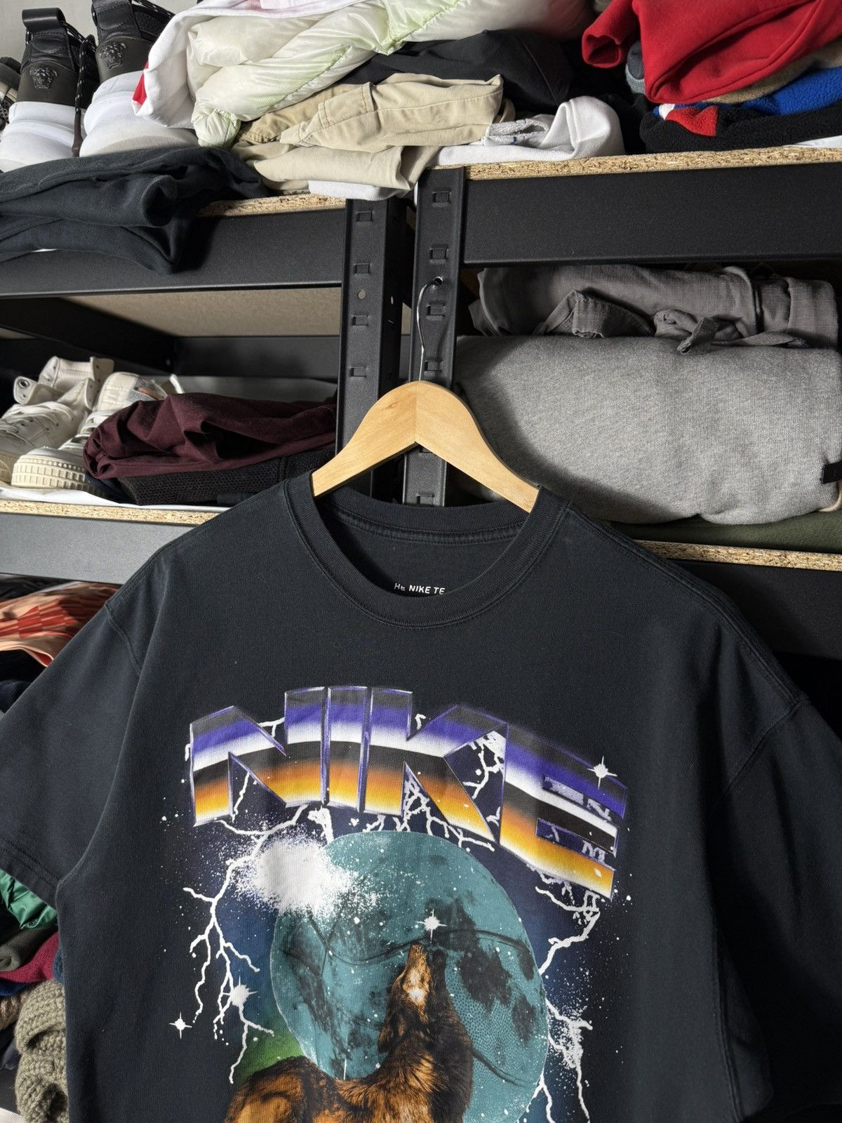 Nike Nike Vintage Style Wolf Moon Graphic Tee Washed Y2K Shirt M Size US M / EU 48-50 / 2 - 3 Thumbnail