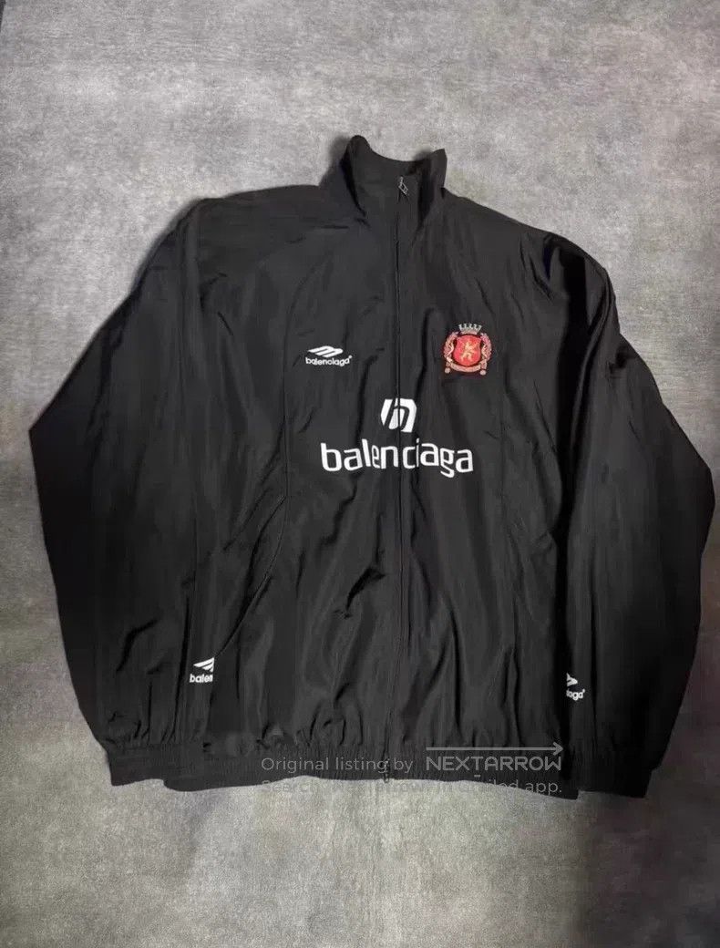 Balenciaga Balenciaga Manchester United 3B Embroidered Jacket Size US S / EU 44-46 / 1 - 1 Thumbnail