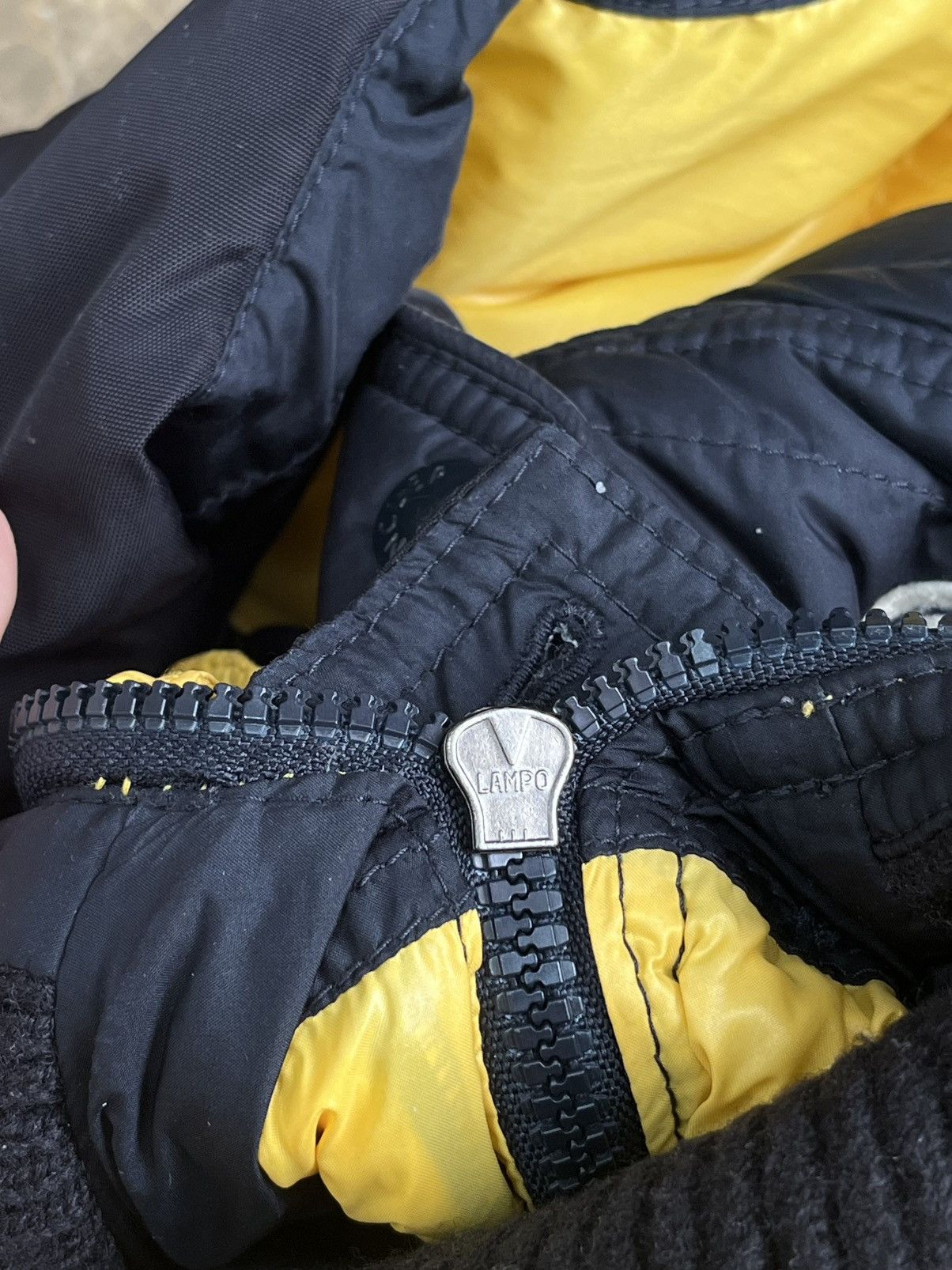 Moncler 👾Moncler Black&Yellow puffer vest Original ✅ Size US L / EU 52-54 / 3 - 9 Thumbnail