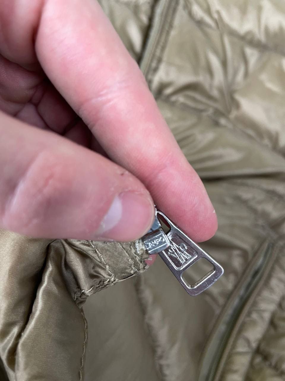 Moncler Moncler Acorus Down Jacket Puffer Men Size 4 Beige Size US XL / EU 56 / 4 - 15 Thumbnail
