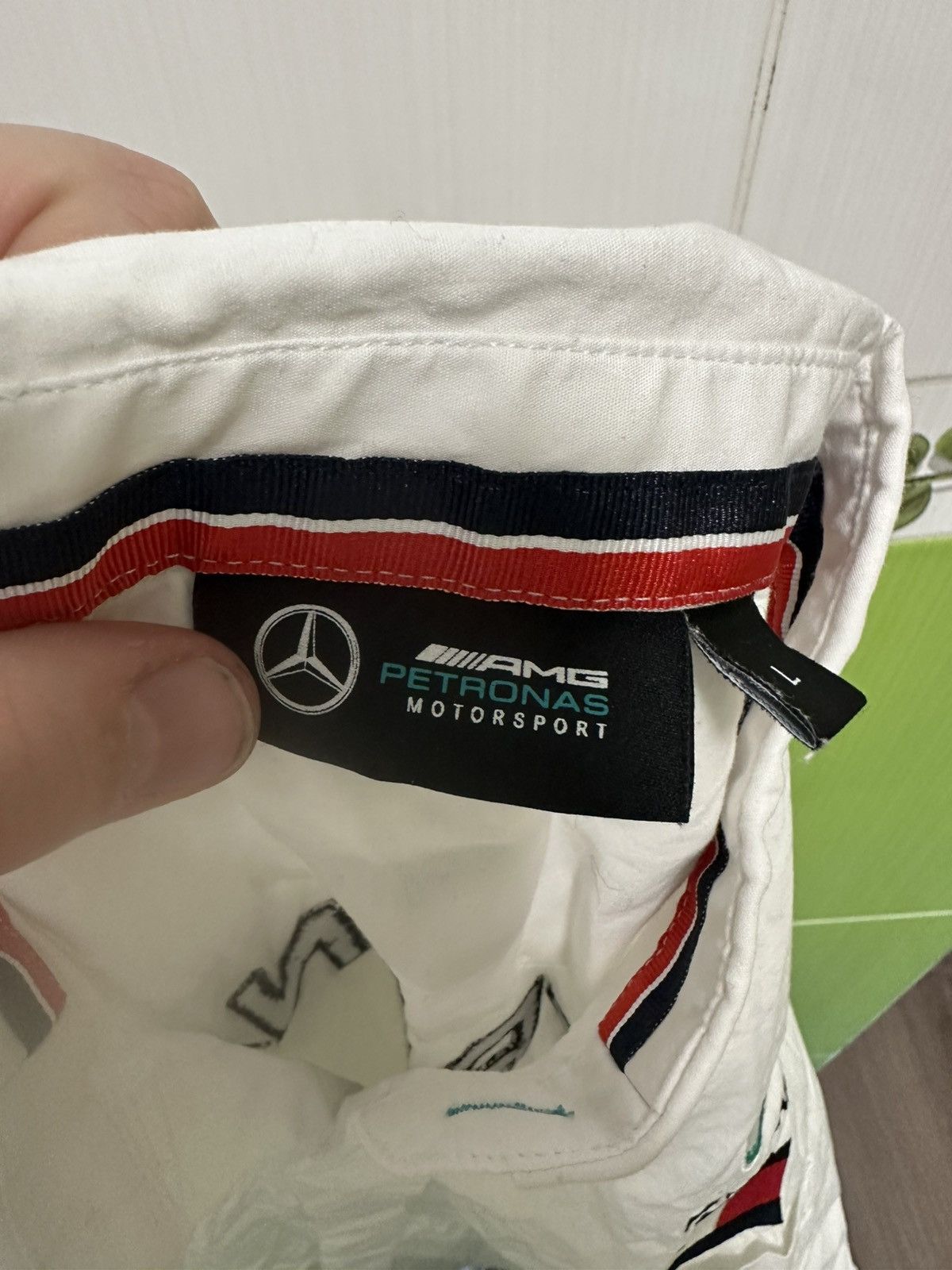 Formula 1 × Mercedes-Benz Mercedes AMG Petronas Tommy Hilfiger Racing short shirts Size US XL / EU 56 / 4 - 10 Thumbnail