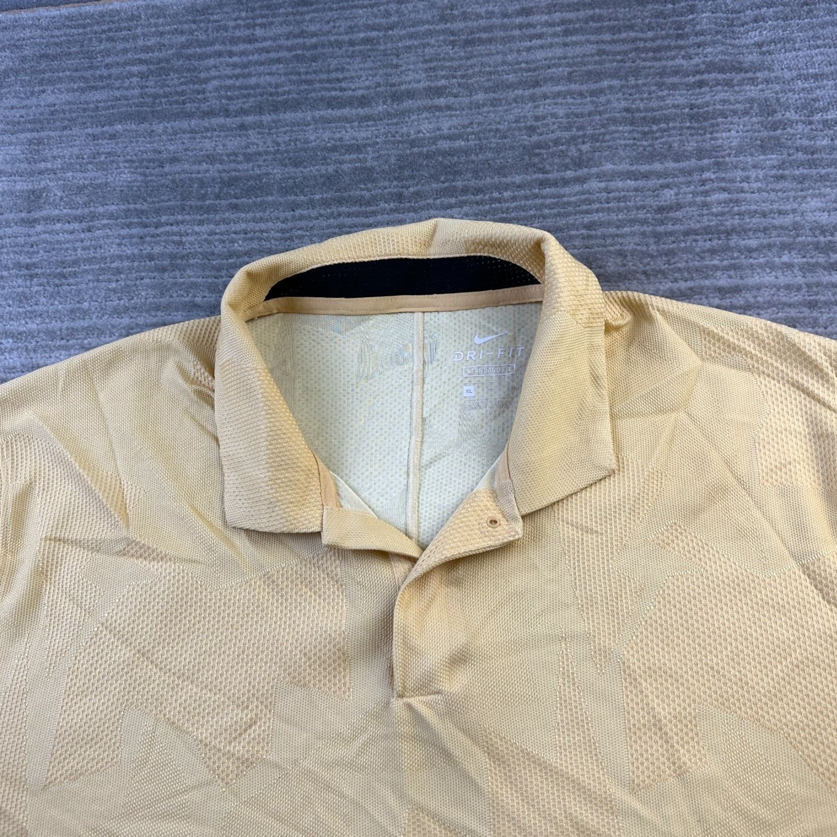 Nike Nike Tiger Woods Polo Shirt Mens XL Yellow Dri-Fit Golf Regular Short Sleeve Button Collar Collared Breathable Lightweight All Seasons Size US XL / EU 56 / 4 - 3 Thumbnail