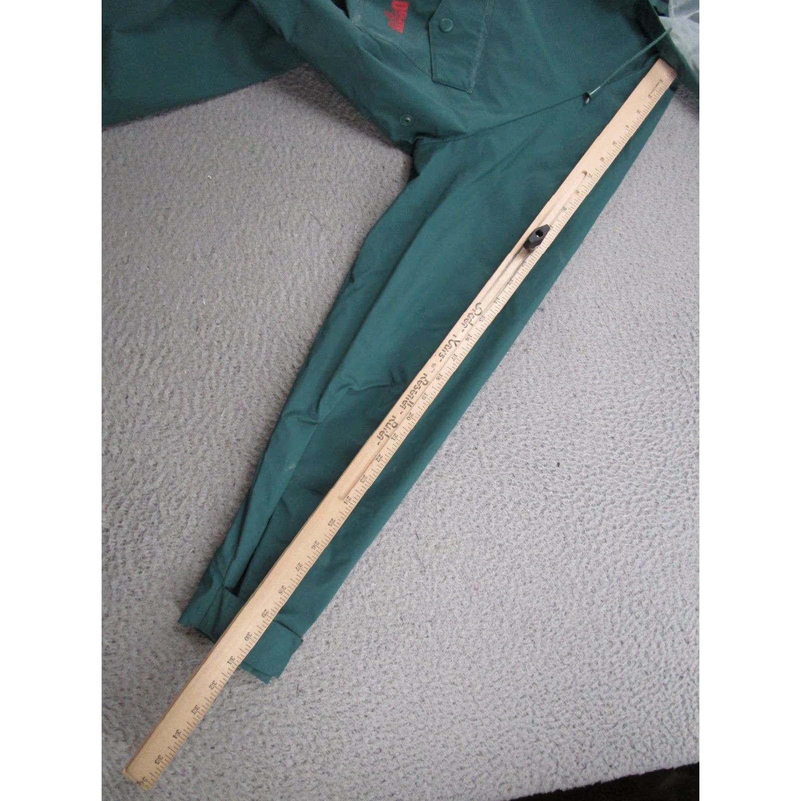 CO Duluth Green Zip Up Rain Jacket Pockets Mens M Outdoors Rain Coat All Seasons Lined Polyester Nylon Jacket Branded Outdoor Mens M Green"} Size US M / EU 48-50 / 2 - 7 Thumbnail