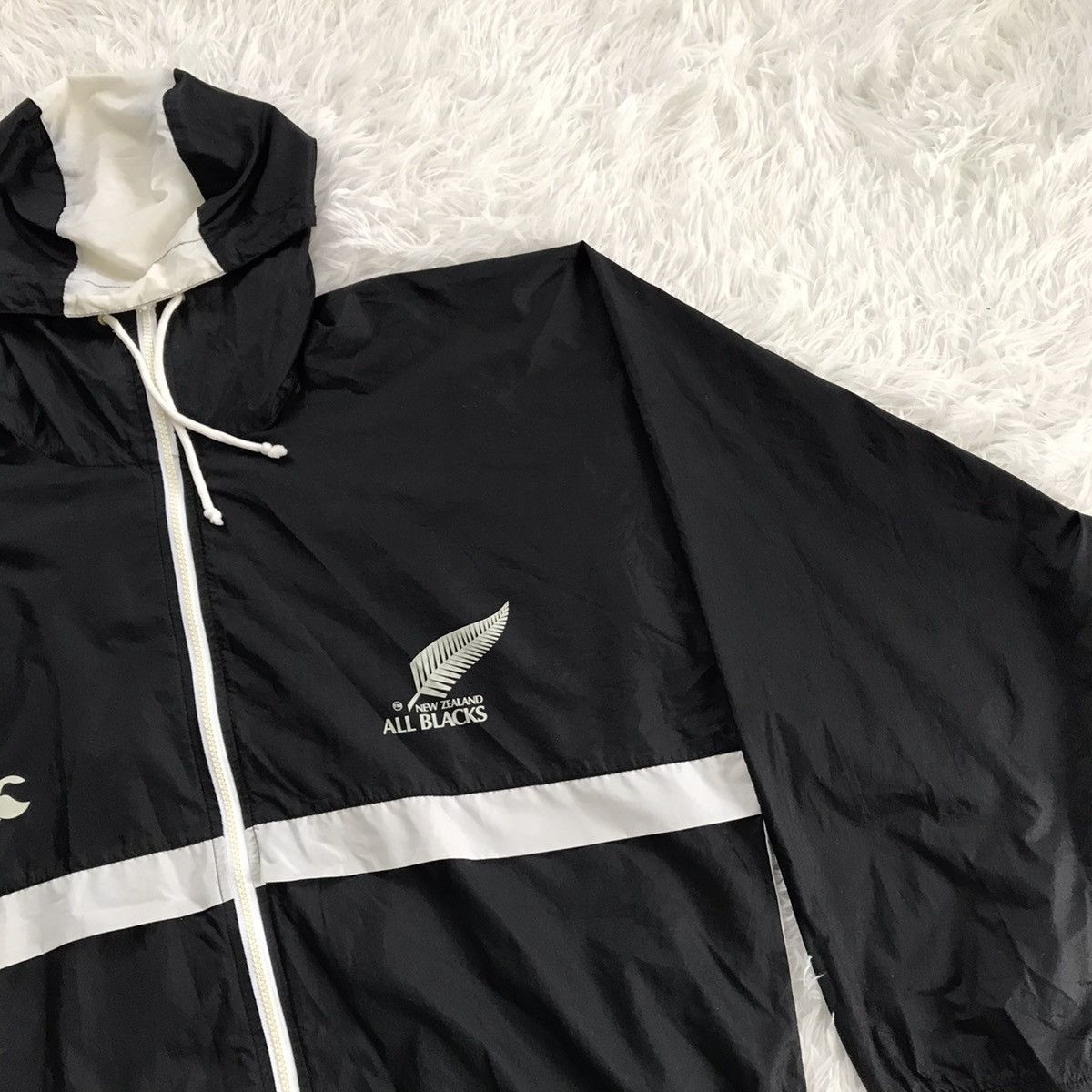 All Blacks Vintage Canterburry of New Zealand All Black jacket Size US M / EU 48-50 / 2 - 13 Thumbnail