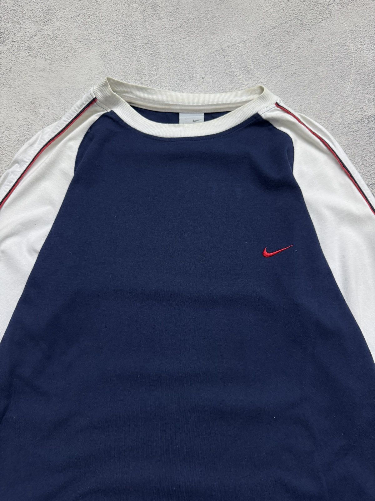 Nike Vintage Y2k Nike Swoosh Long Sleeve 00’s Size US M / EU 48-50 / 2 - 4 Thumbnail