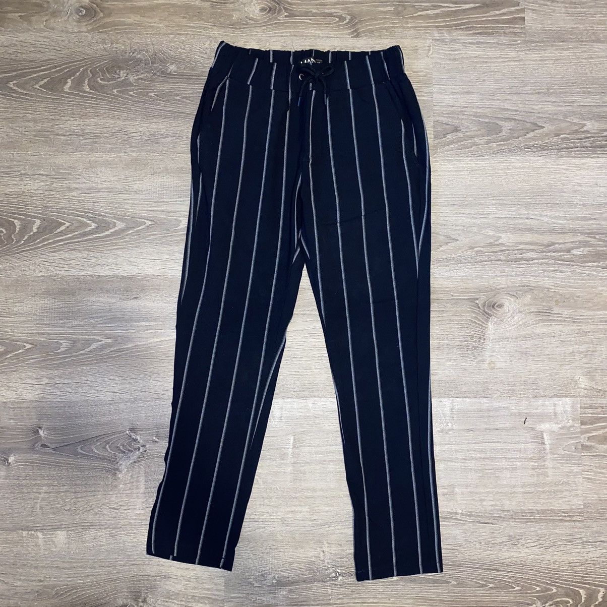 Boohoo BoohooMAN Striped Smart Cropped Pants Size US 28 / EU 44 - 1 Thumbnail