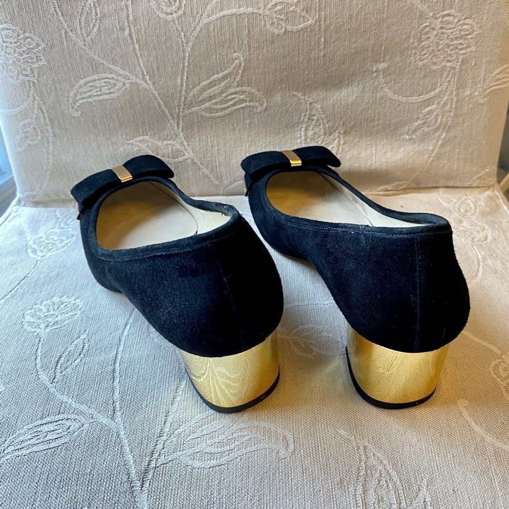 Michael Kors MICHAEL Micheal Kors Black Shoes with Gold Heels Size US 6.5 / IT 36.5 - 2 Thumbnail