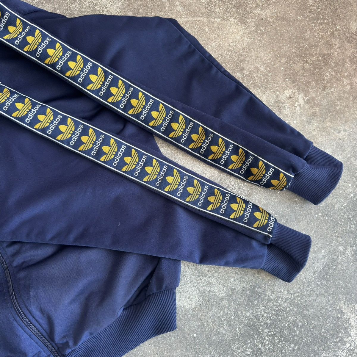 Adidas 90s Adidas Vintage Retro Zip Track Jacket Size US L / EU 52-54 / 3 - 4 Thumbnail