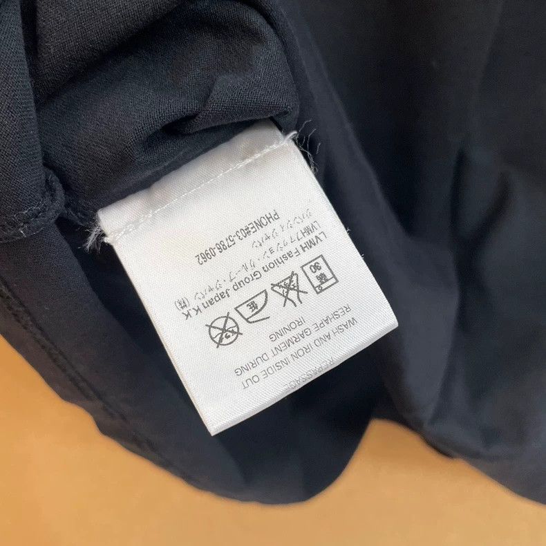 Givenchy Givenchy Ultra Classic Big Blue Shark T-Shirt, Short Sleev Size US XS / EU 42 / 0 - 5 Thumbnail