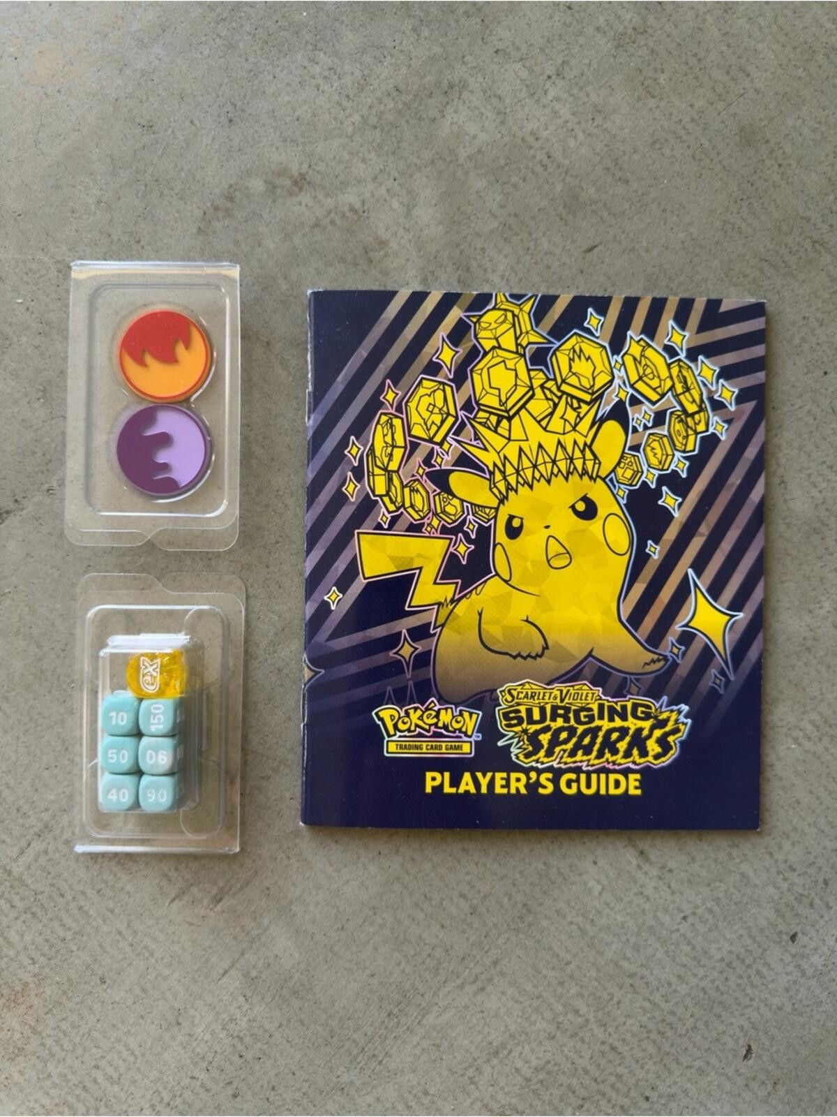 Pokemon Pokemon / TCG Player Guide Bundle / Surging Sparks Size ONE SIZE - 1 Thumbnail
