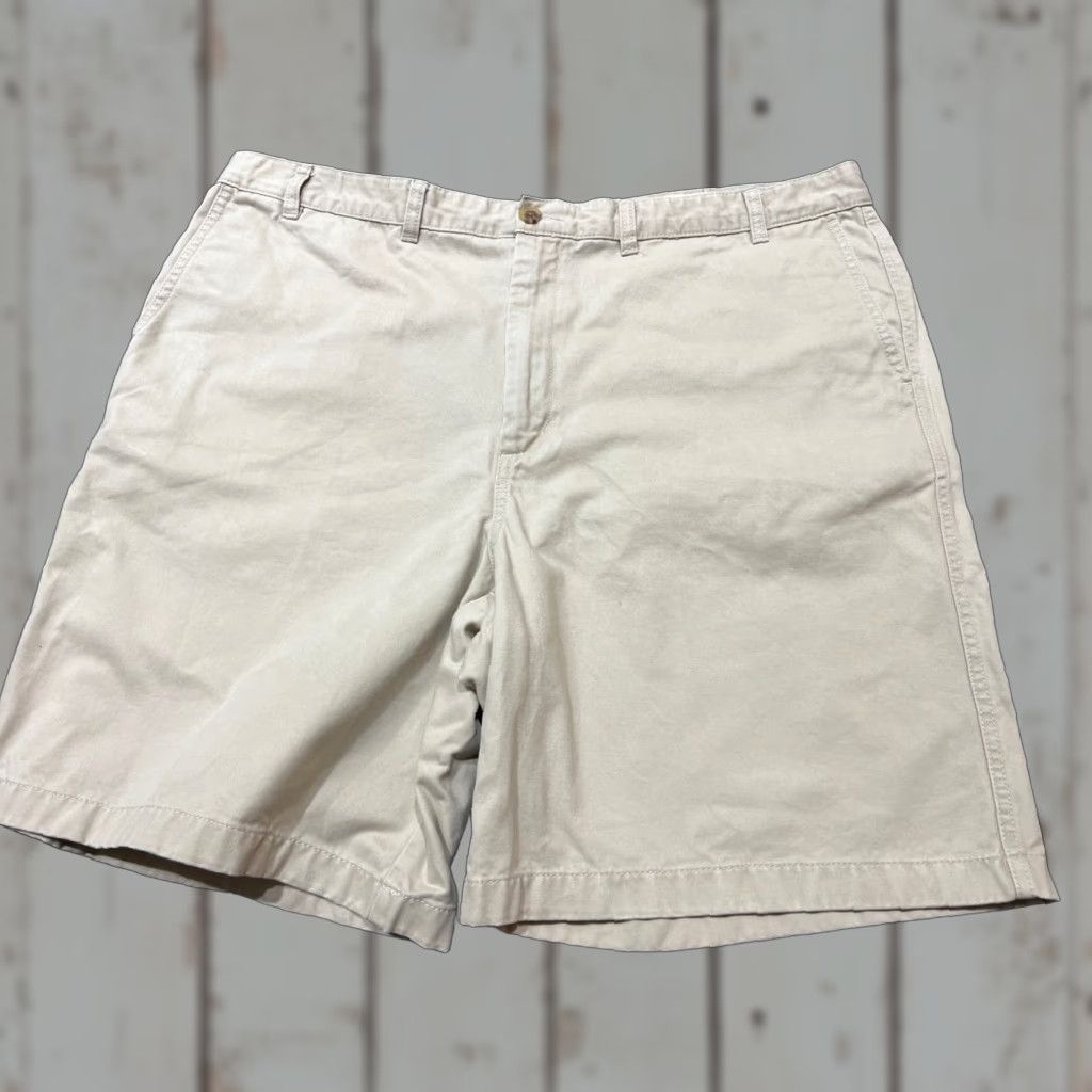 Lands' End VINTAGE Lands' End Chino Shorts Men 42 Traditional Fit Beige Flat Front 6" Inseam 42 Regular Mens Size US 42 / EU 58 - 1 Thumbnail