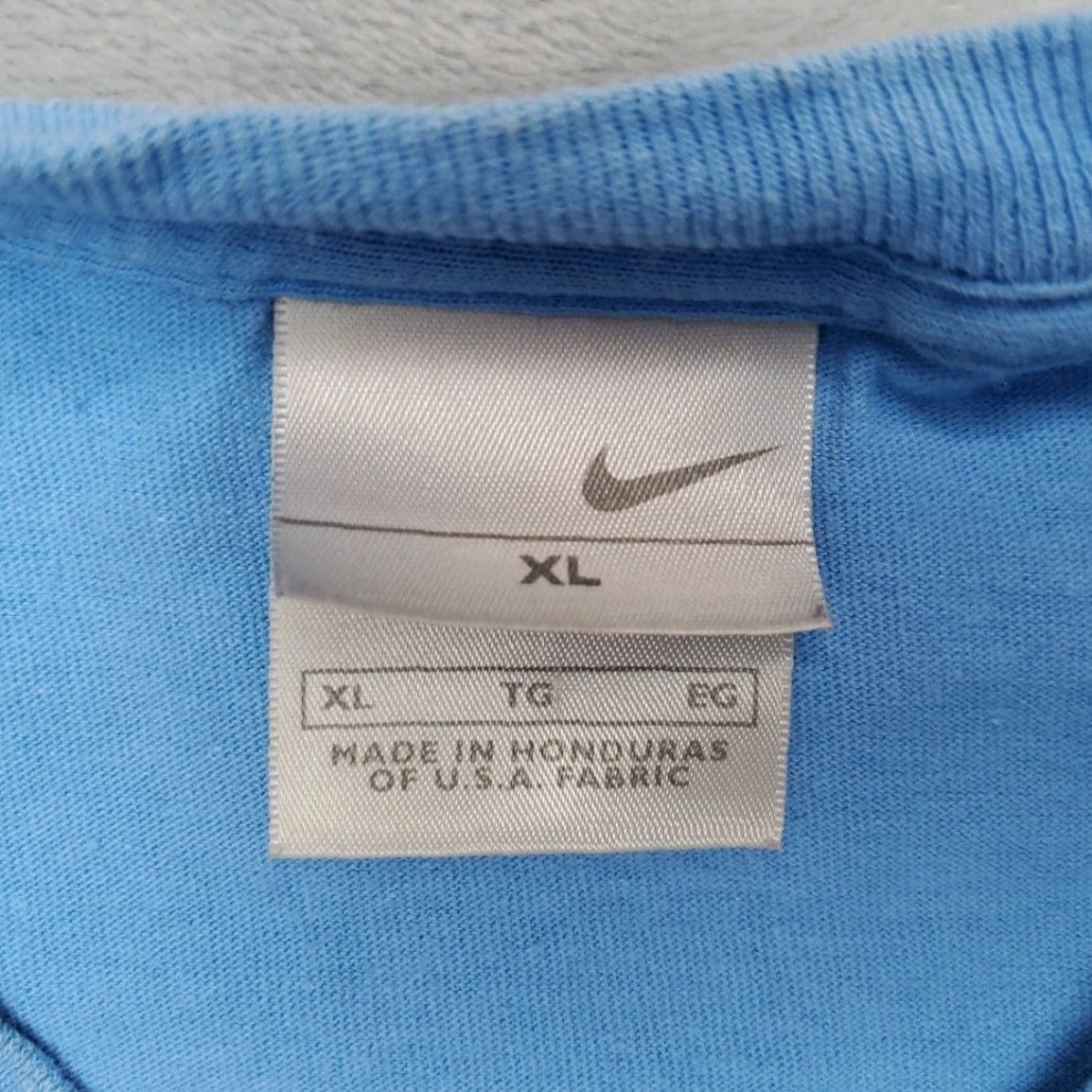 Nike VTG Nike Shirt Mens XL Blue Swoosh Logo Crewneck Tee Classic Casual Athletic Y2K Size US XL / EU 56 / 4 - 4 Thumbnail