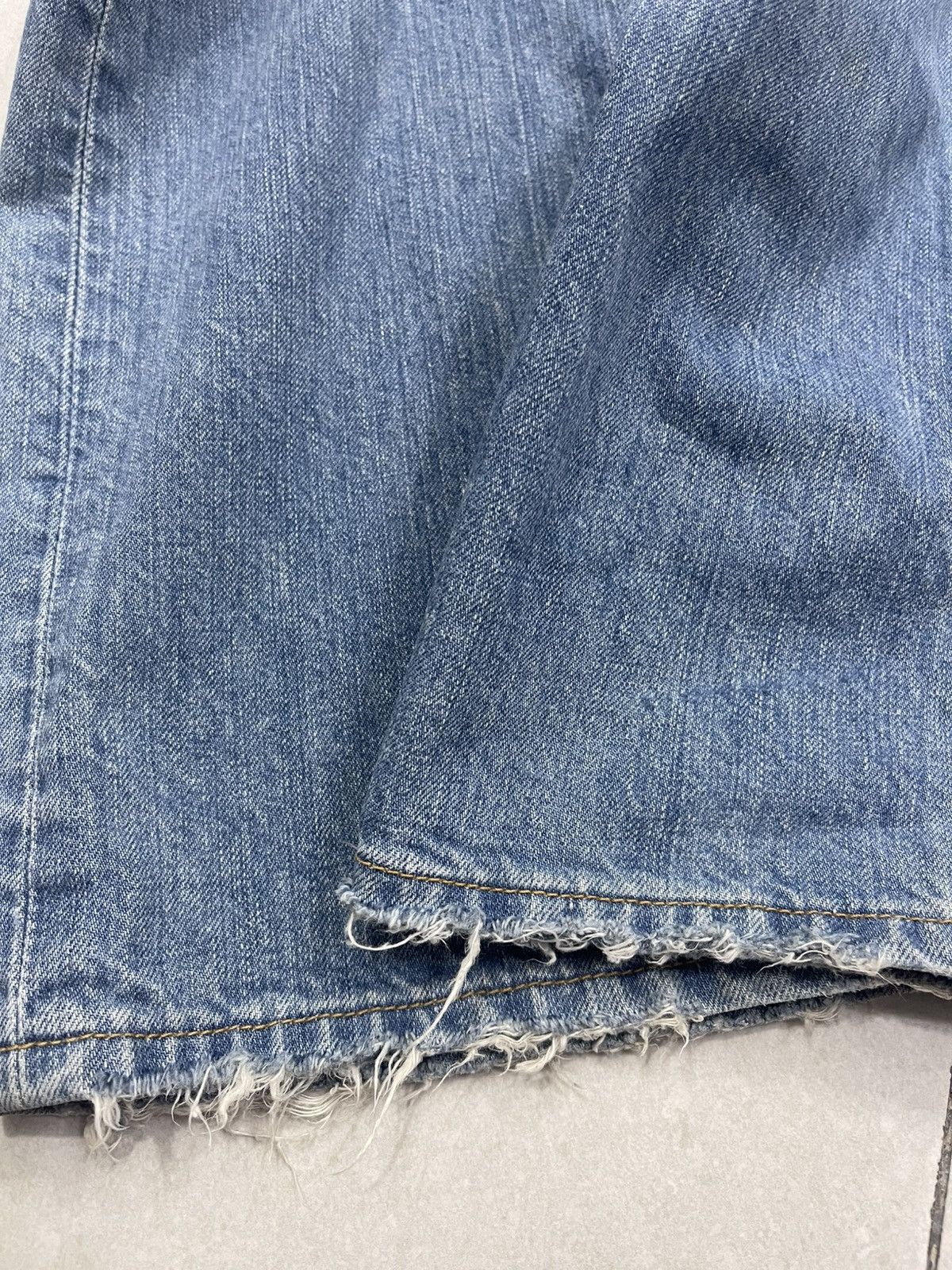 Levi's Vintage Levi's 501 Distressed Jeans |Light Wash | Button Fly Size US 33 - 17 Thumbnail