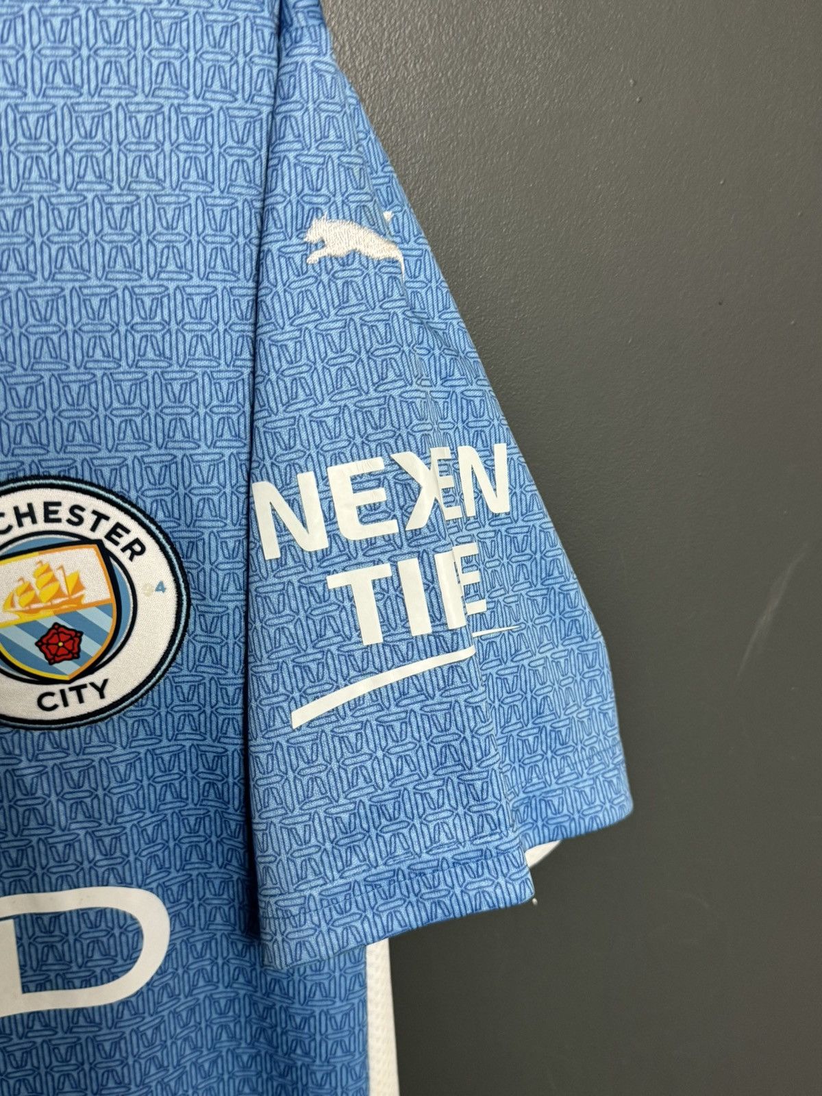 Puma Manchester City 21/22 Home Football Jersey Size US S / EU 44-46 / 1 - 6 Thumbnail