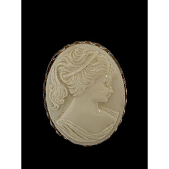 Other Vintage Victorian Style White Glass Cameo Brooch Size ONE SIZE - 1 Thumbnail