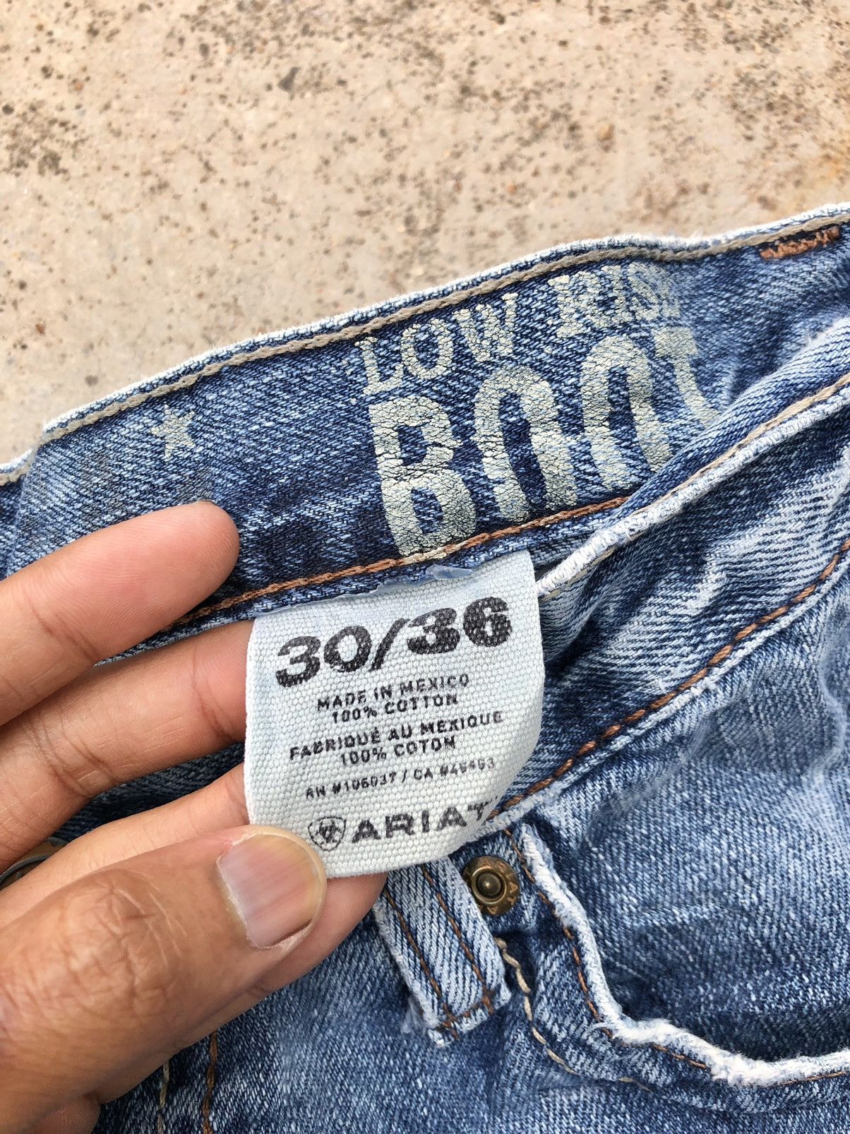 Ariat WASHED BLUE DISTRESSED DENIM BY ARIAT Size US 31 - 3 Thumbnail
