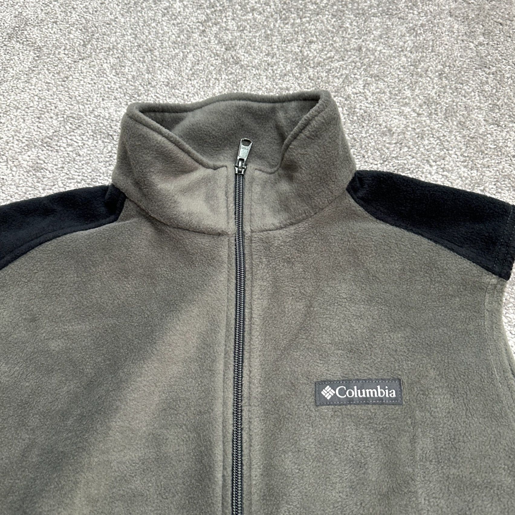 Vintage Columbia Vest Mens Large Gray Black Full Zip Fleece Steens Mountain Outdoor Hiking Pockets Size US L / EU 52-54 / 3 - 3 Thumbnail