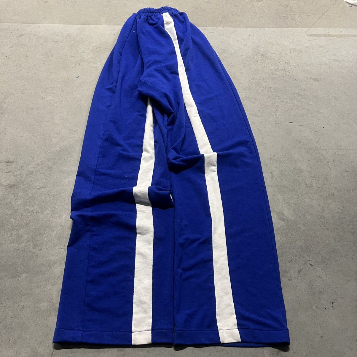 Japanese Brand × Vintage crazy Vintage Y2K/2000s Super Baggy Blue Striped Sweatpants ! Size US 36 / EU 52 - 3 Thumbnail