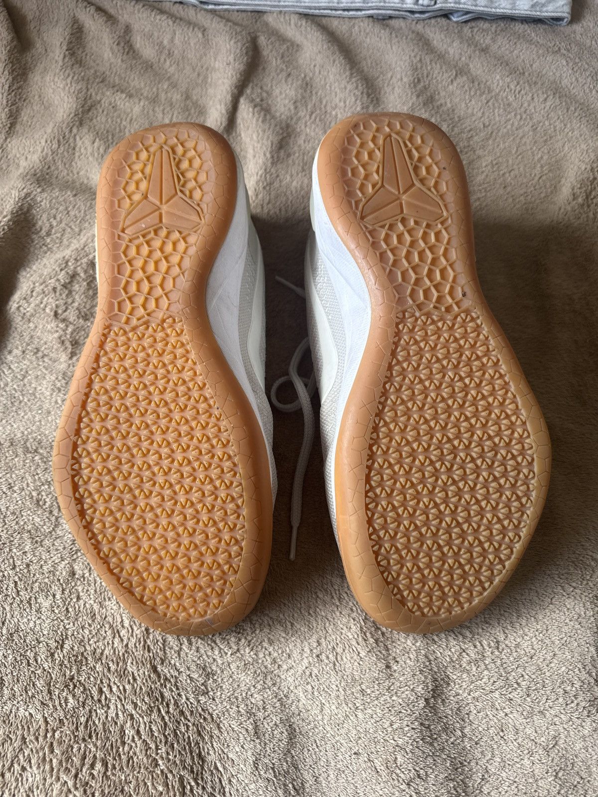 Nike Nike Kobe ad “light bone" basketball sneakers Size US 11 / EU 44 - 5 Thumbnail