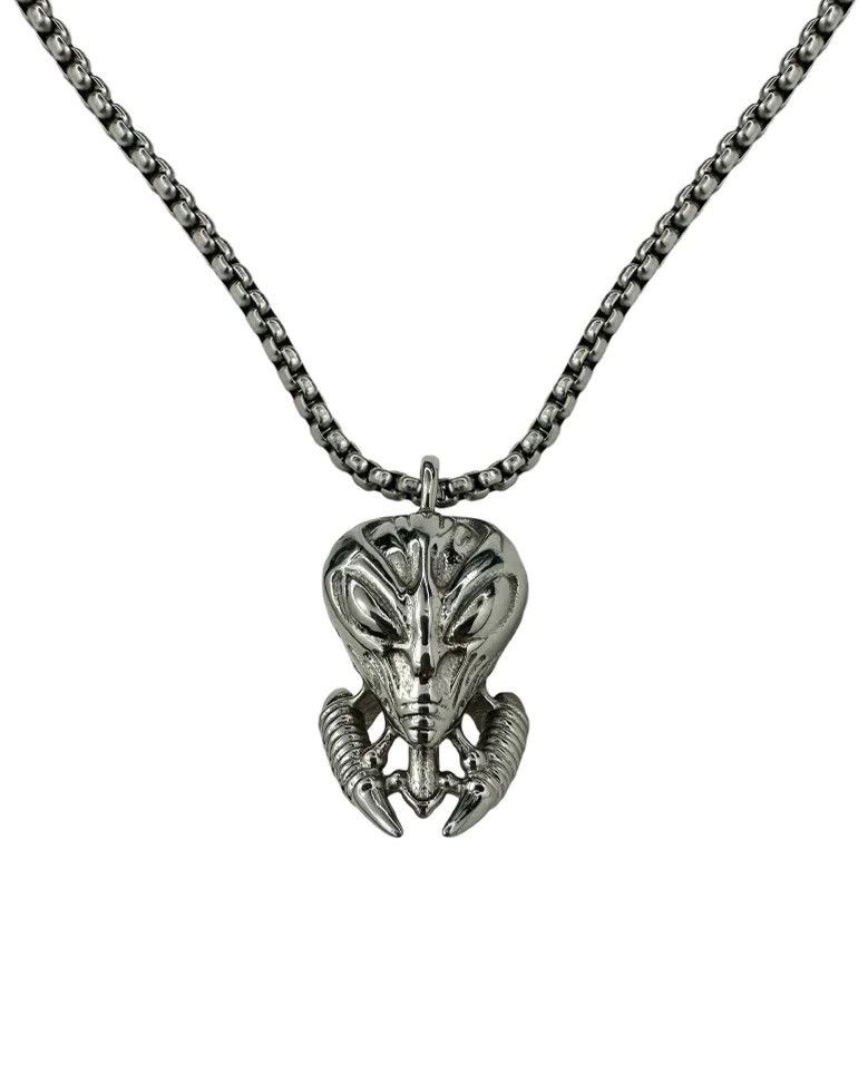 Copes copes Greytech Alien predator Necklace silver chain Size ONE SIZE - 14 Thumbnail