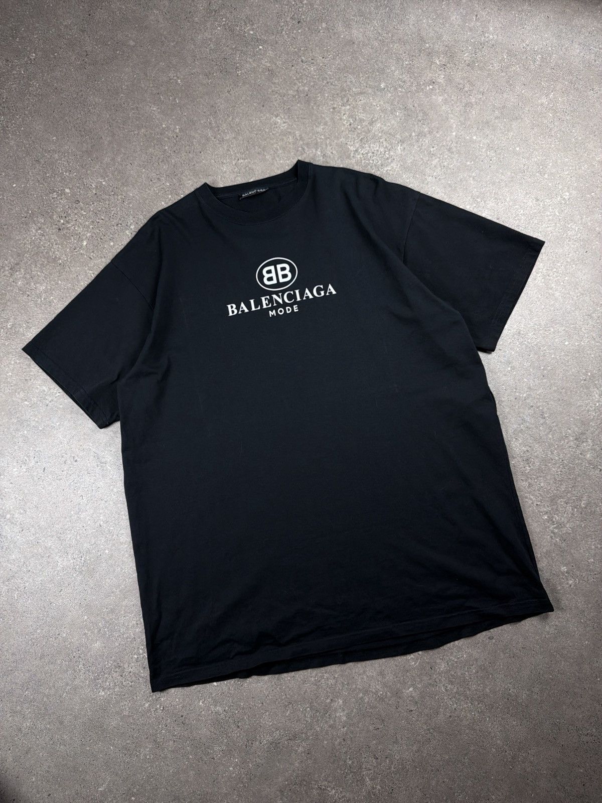 Balenciaga Balenciaga Mode Black Tee Size US M / EU 48-50 / 2 - 1 Thumbnail