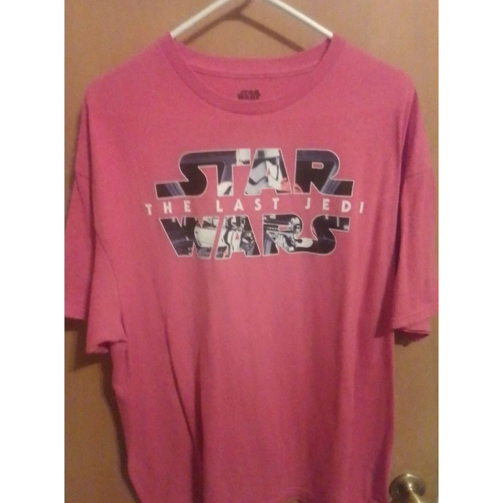 Star Wars STAR WARS THE LAST JEDI T-SHIRT Red 2XL Short Sleeve Cotton Mens Size US XXL / EU 58 / 5 - 2 Thumbnail