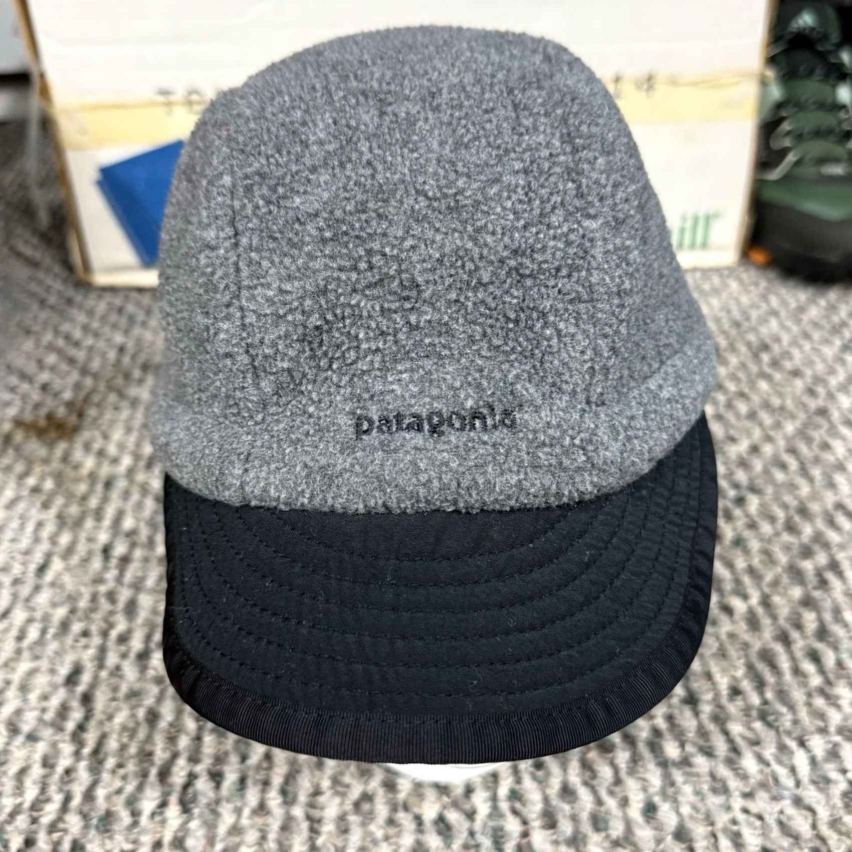 Patagonia VINTAGE Patagonia 5 Panel Hat Neck Flap Duckbill Cap Gray L Men USA 90s Outdoor Size ONE SIZE - 2 Thumbnail