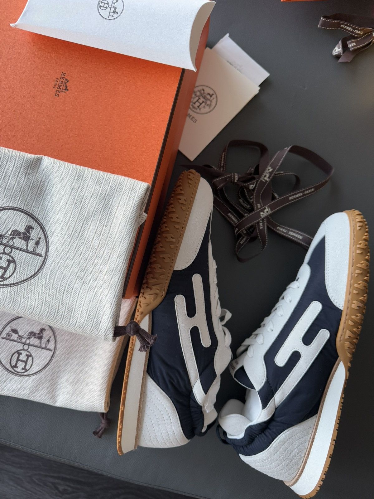 Hermes Brand New Full Set Hermes H Logo Sneaker Limited Edition Size US 10.5 / EU 43-44 - 14 Thumbnail
