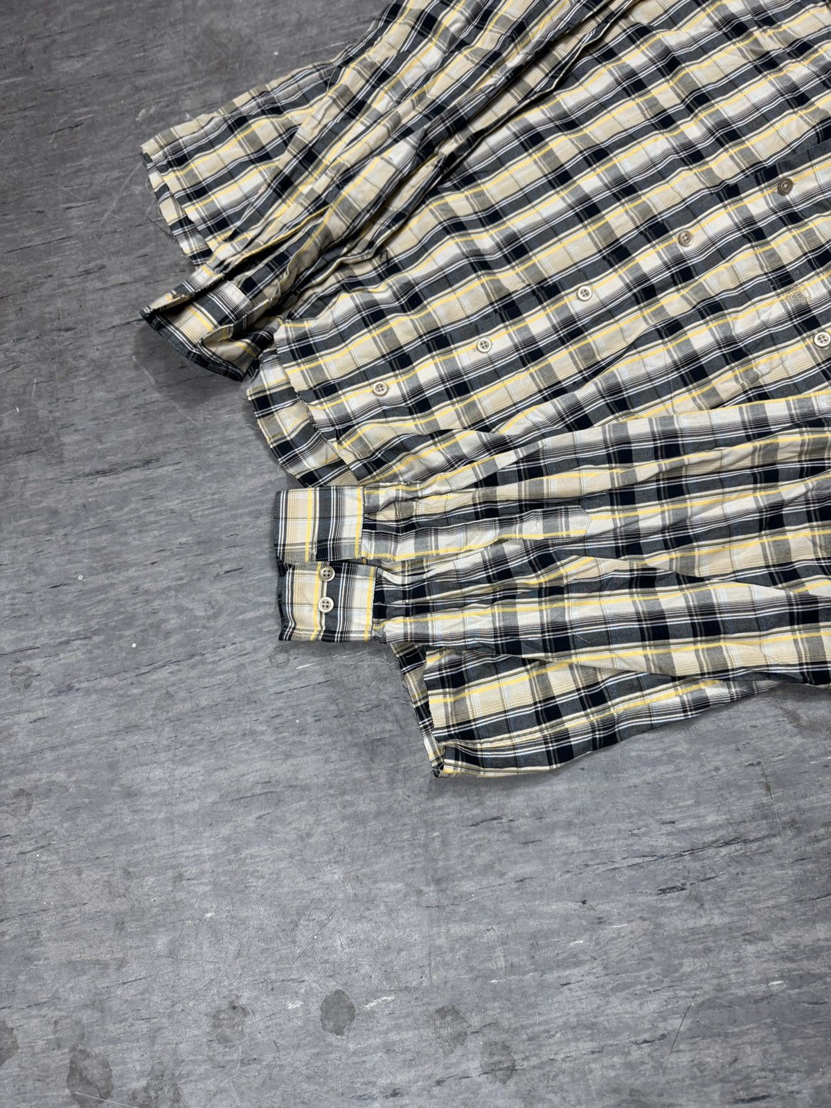 Japanese Brand ᶠᵃⁿᶜʸᵍᵘʸBOXY Trashed Shirt Vintage Cropped Button Up 90s 80 Size US M / EU 48-50 / 2 - 3 Thumbnail