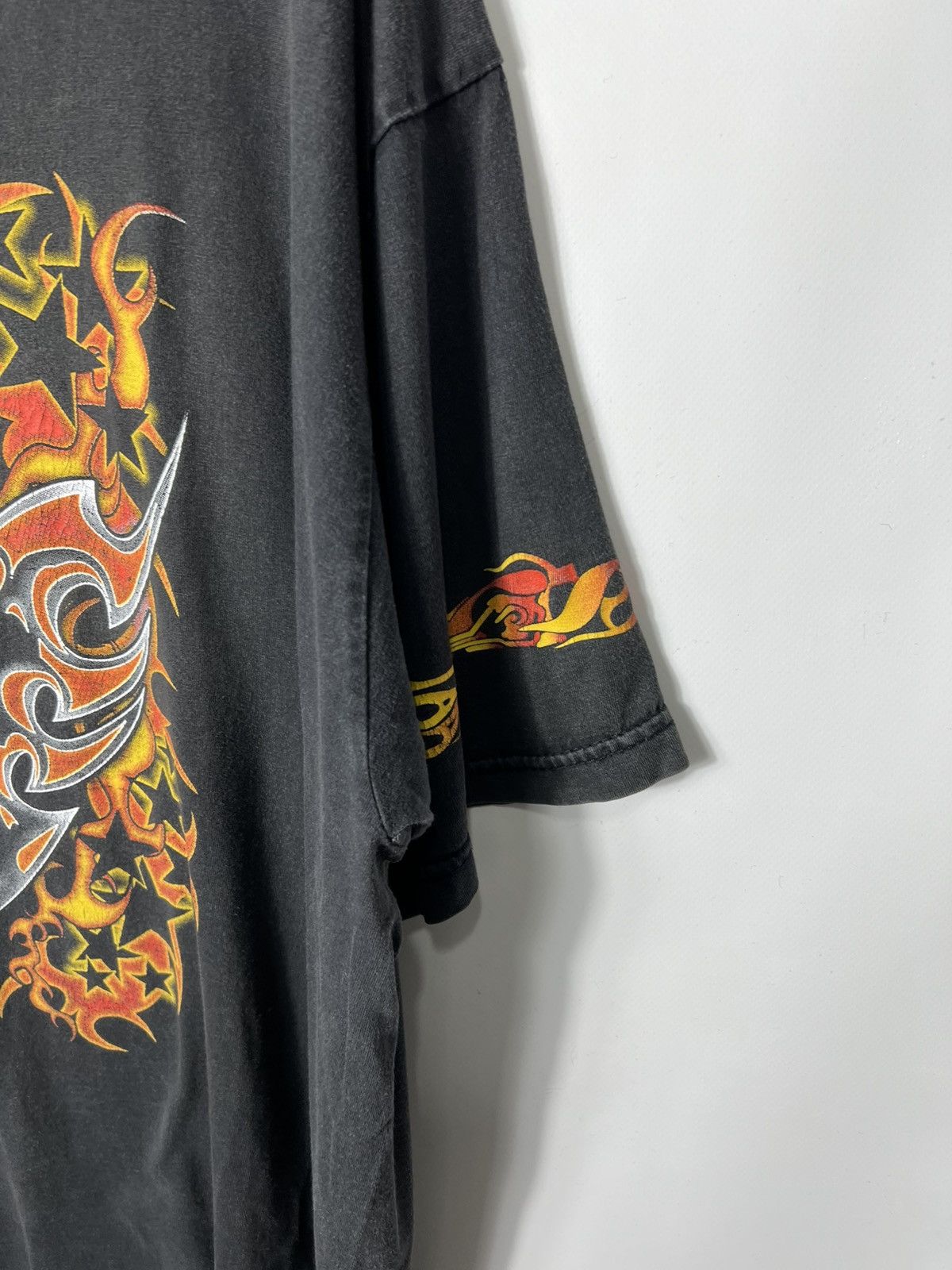 Vintage Vintage very rare streetwear Tribal Flamed y2k T-shirt Size US XL / EU 56 / 4 - 3 Thumbnail