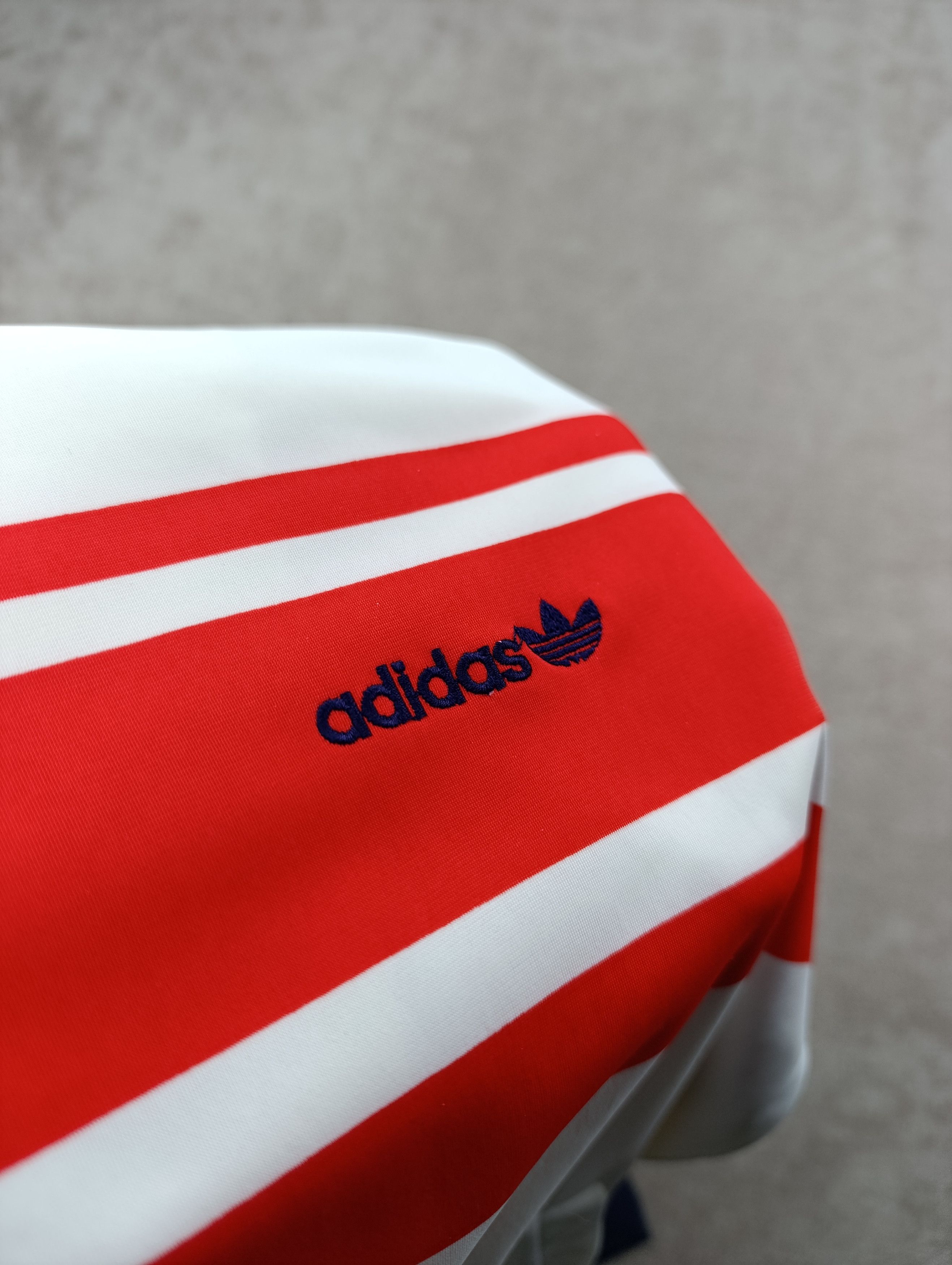 Adidas VINTAGE 80S ADIDAS TRACK JACKET MADE IN WEST GERMANY Size US S / EU 44-46 / 1 - 13 Thumbnail