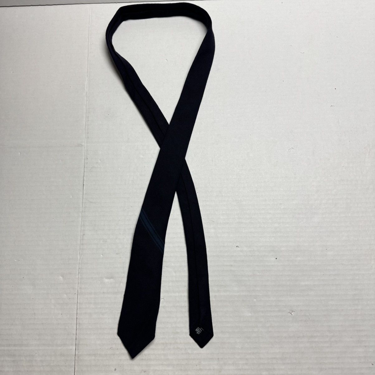 Rag & Bone RAG & BONE Men’s Single Stripe Skinny Tie in Dark Navy Size ONE SIZE - 1 Thumbnail