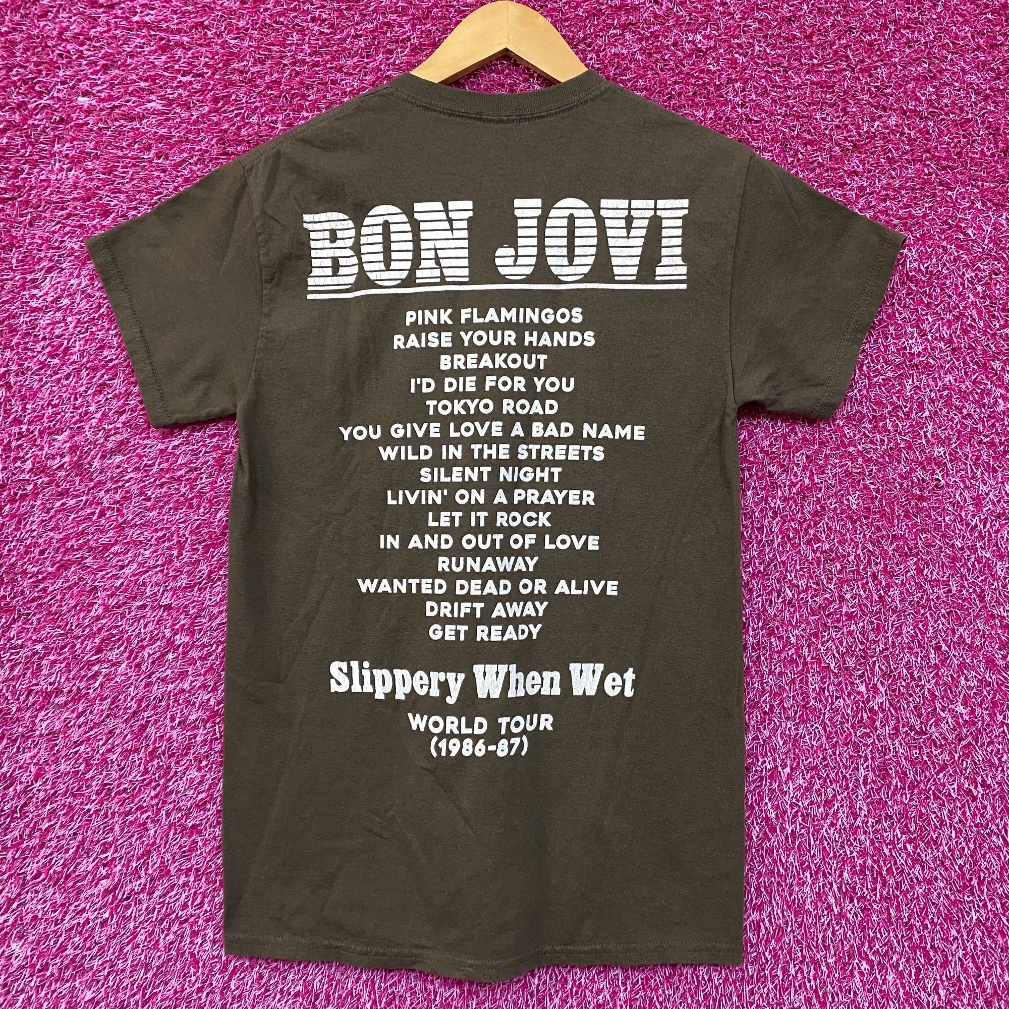Bon Jovi Bon Jovi Slippery When Wet Tour Rock Tshirt size XS Size US XS / EU 42 / 0 - 3 Thumbnail