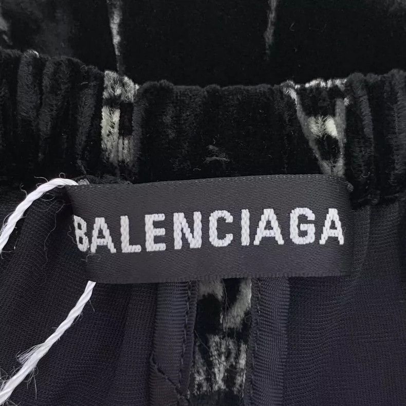 Balenciaga Balenciaga Black Iron Tower Intarsia Full Print Corduroy C Size US 44 / EU 60 - 6 Thumbnail