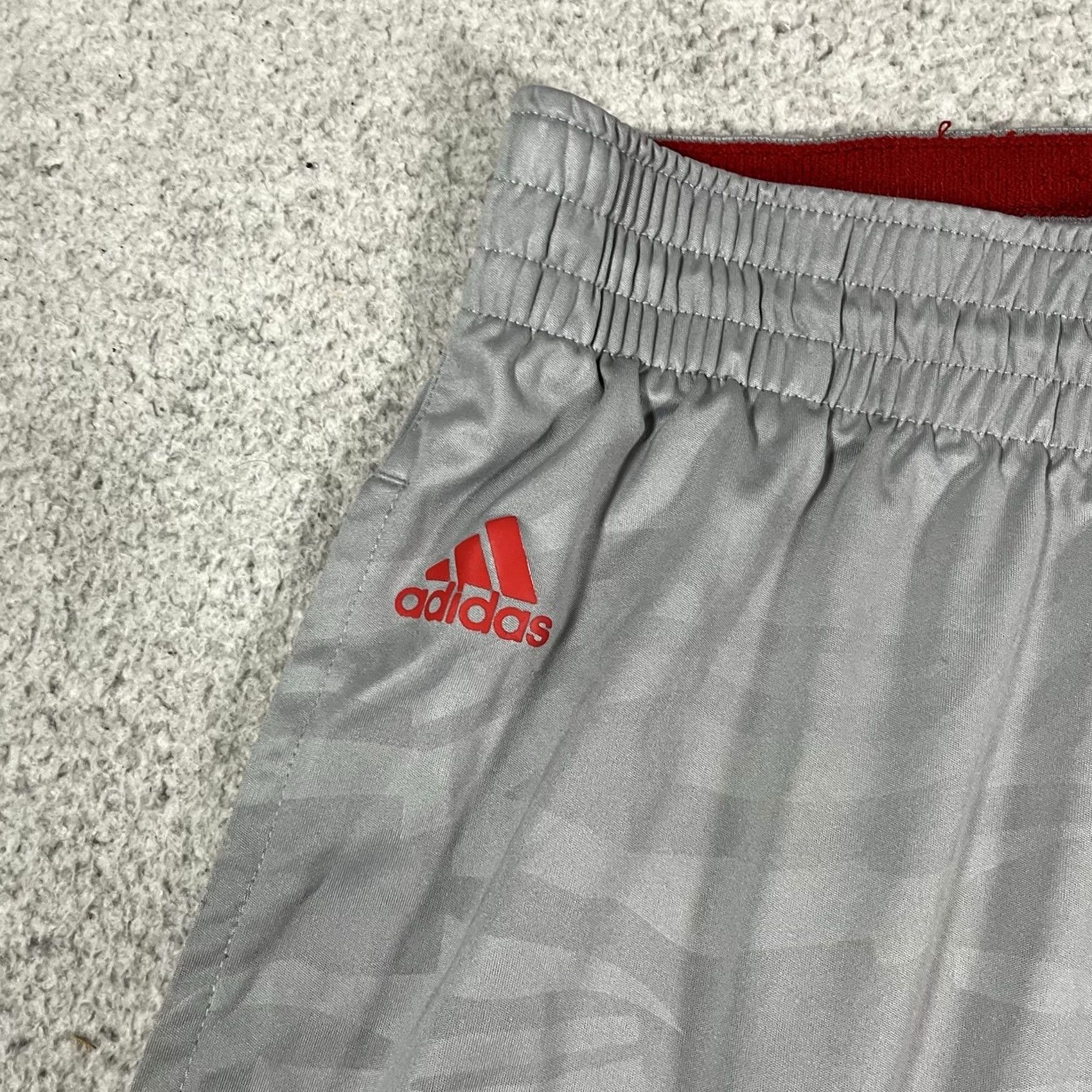 Adidas Adidas Shorts Mens 2XL Gray D Derrick Rose Basketball NBA Athletic Training Size US 39 - 6 Thumbnail
