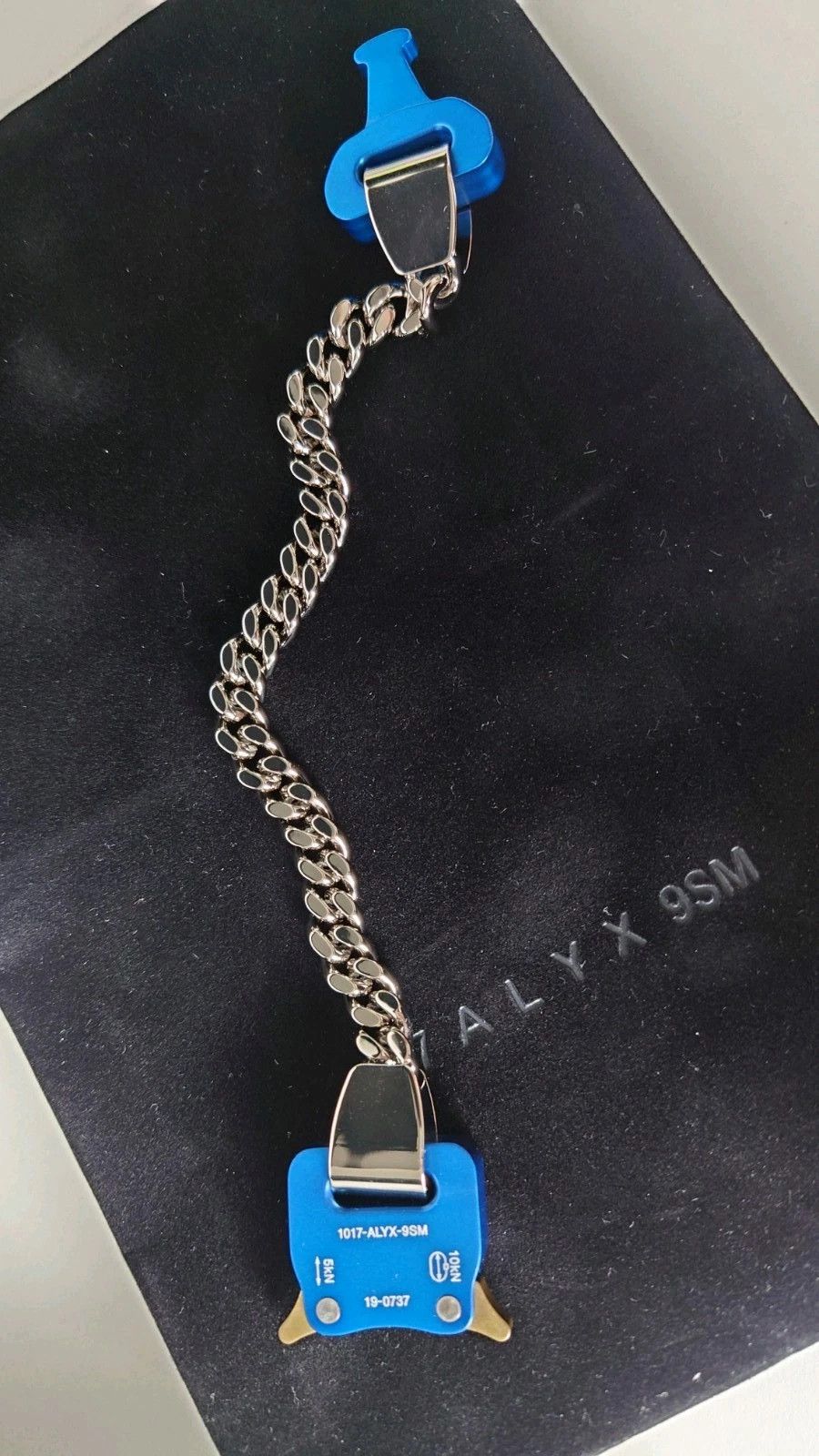 1017 ALYX 9SM 1017 Alyx 9SM Classic Bracelet MTY0001 Silver/Blue L/XL S22 Size ONE SIZE - 5 Thumbnail