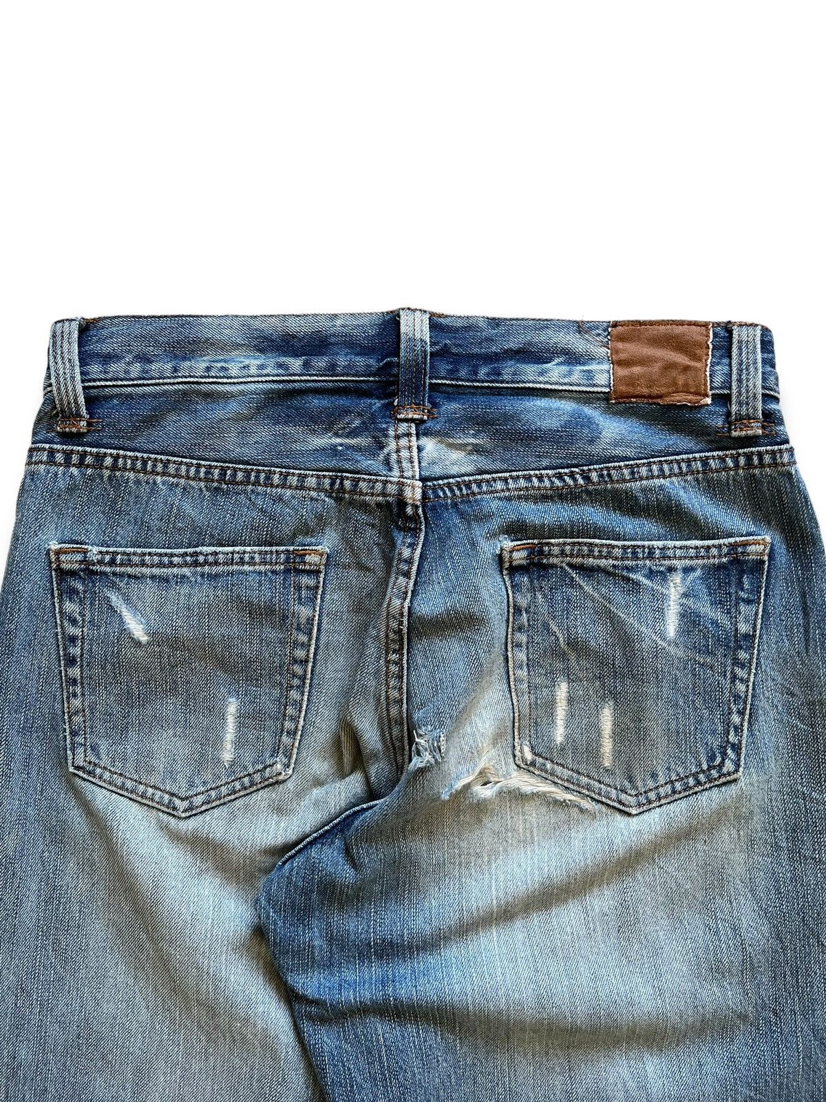 Japanese Brand Vintage Japanese Brand Faded Wash Distressed Loose Jeans Size US 30 / EU 46 - 9 Thumbnail