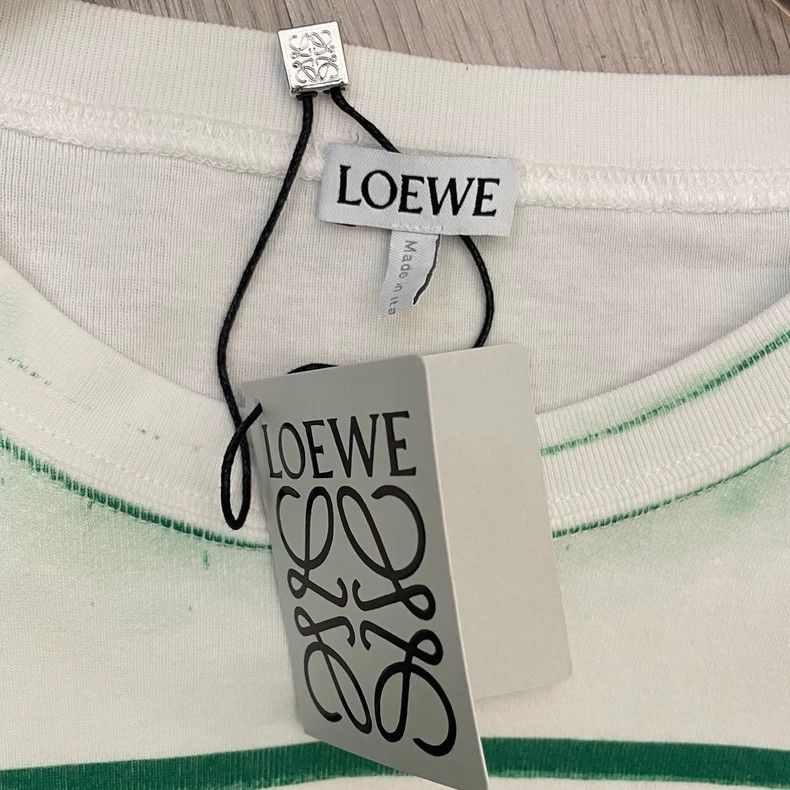 Loewe LOEWE White short-sleeved T-shirt with large green Logo on Size XS / US 0-2 / IT 36-38 - 5 Thumbnail