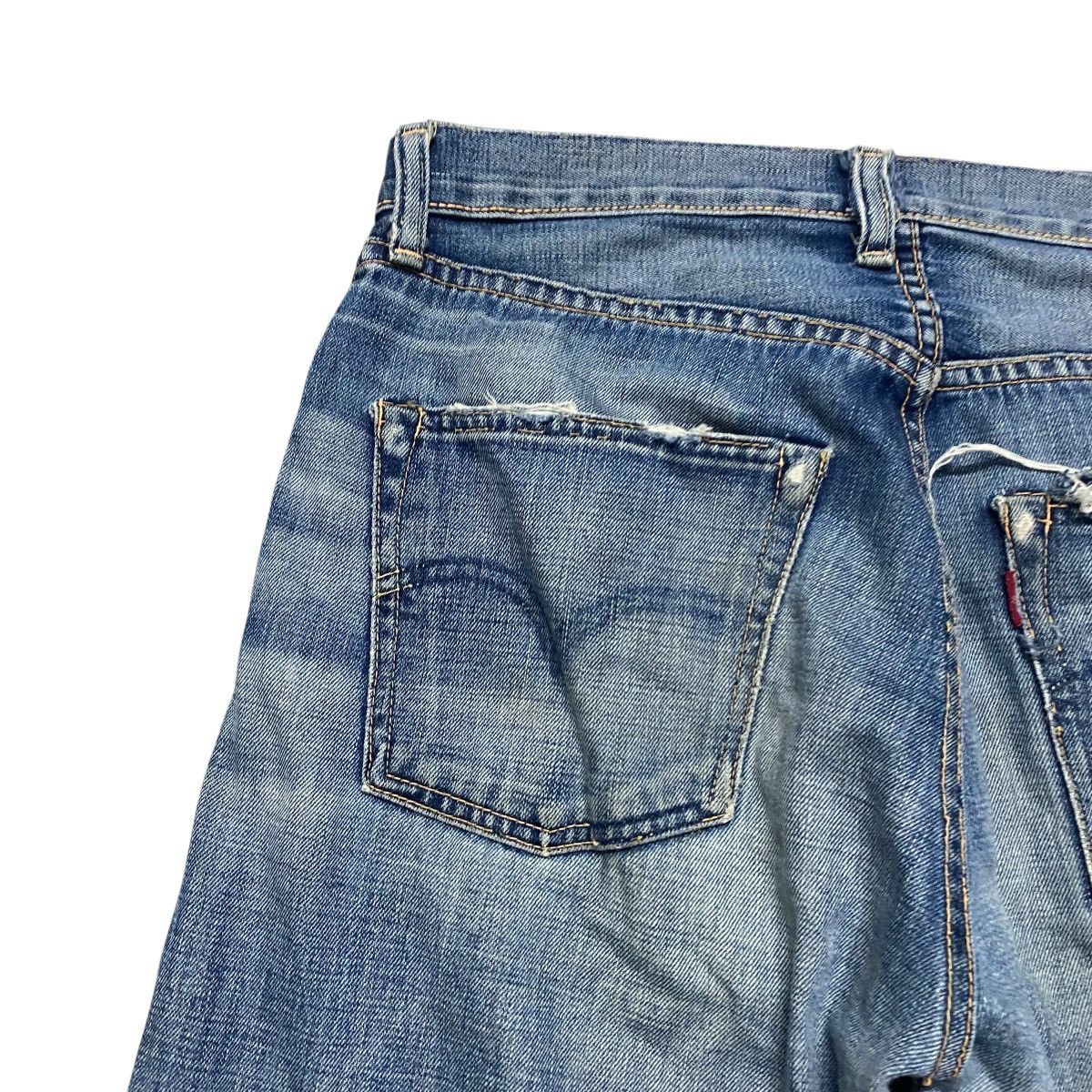 Levi's Vintage Y2K Levis 501 Big E Hidden Rivets Selvedge Jeans Size US 31 - 13 Thumbnail